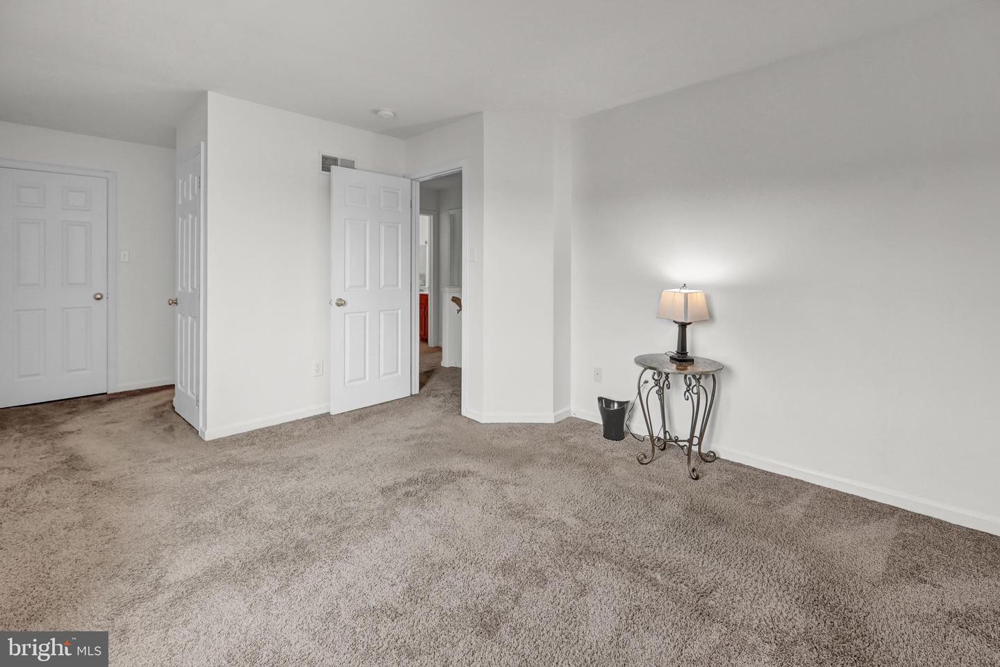 29 Riverview Dr