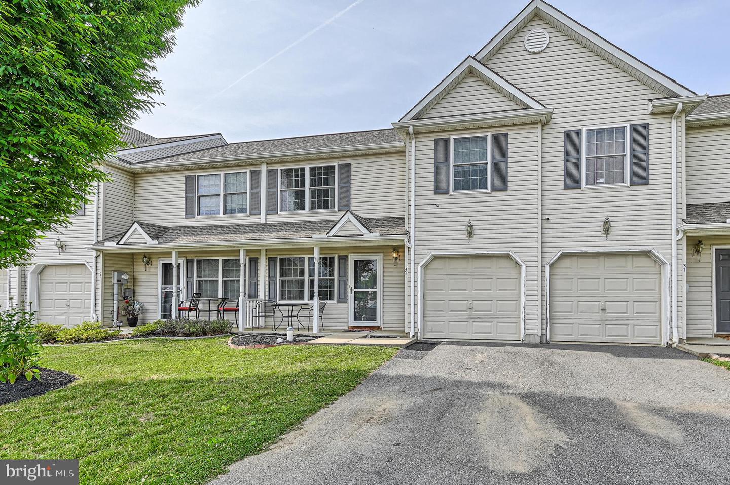 29 Riverview Dr