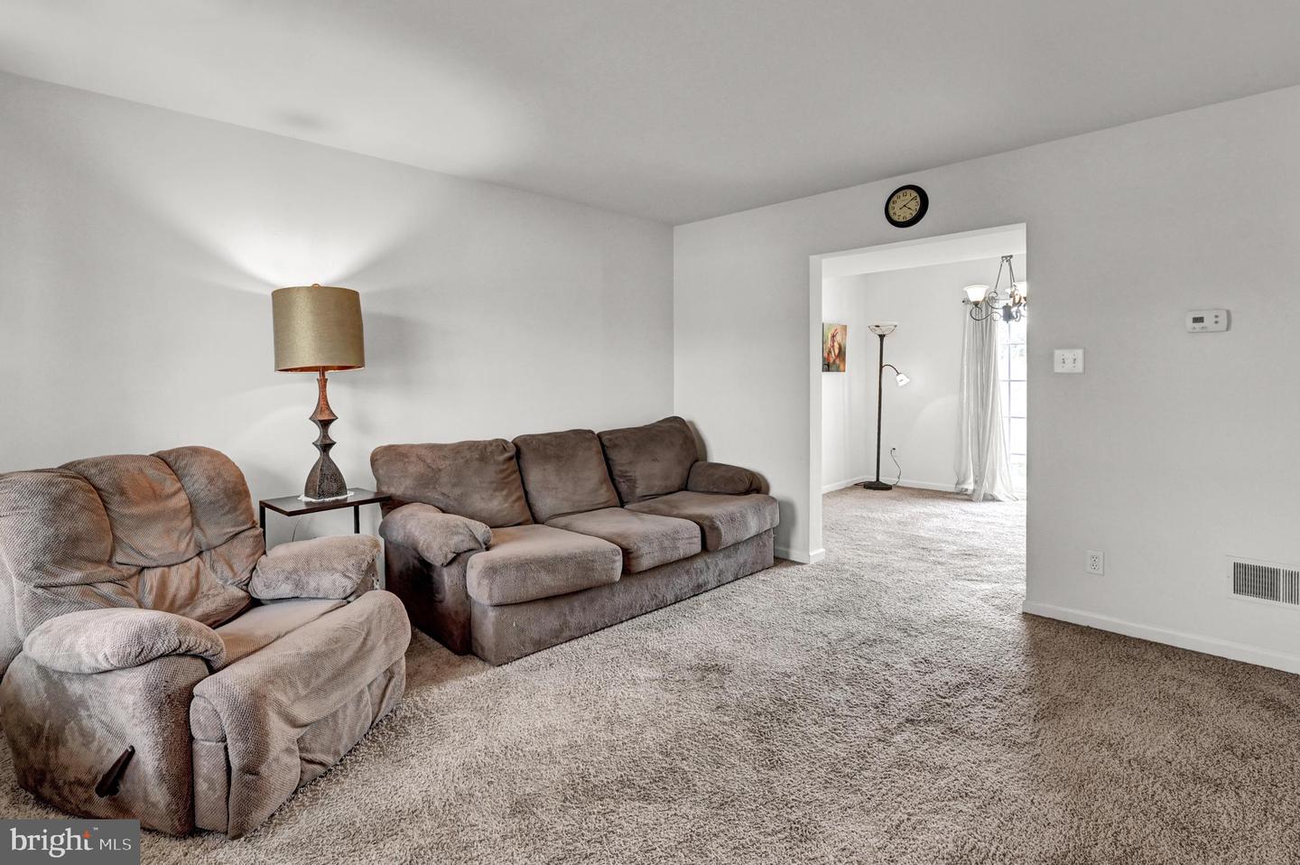 29 Riverview Dr