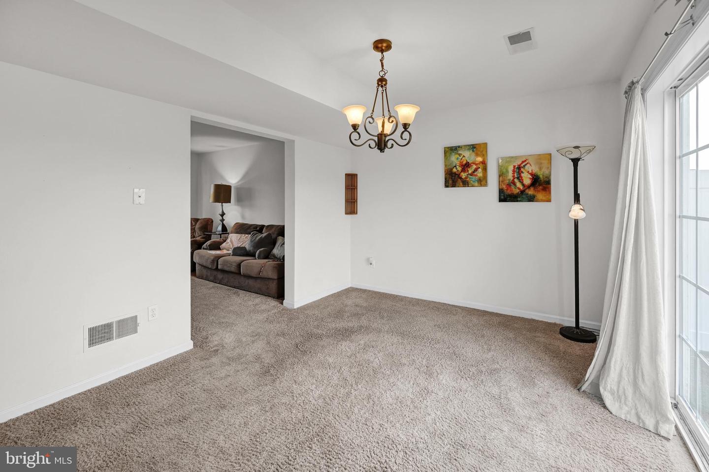 29 Riverview Dr