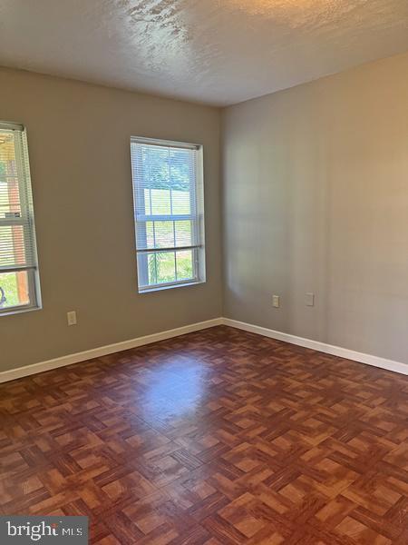 3827 Armory Ln #3827