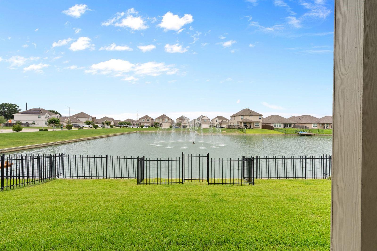 24926 Bastiani Canvas Lane