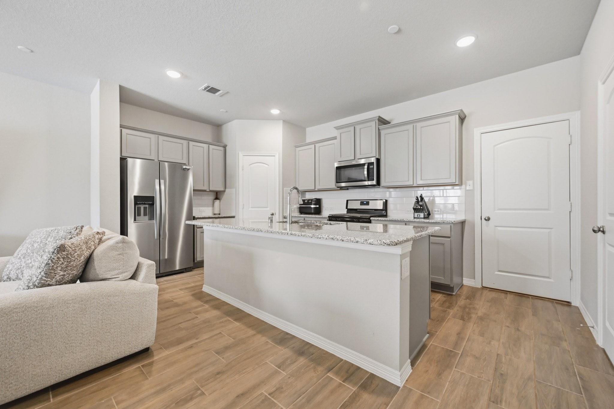 8050 Scanlan Trace