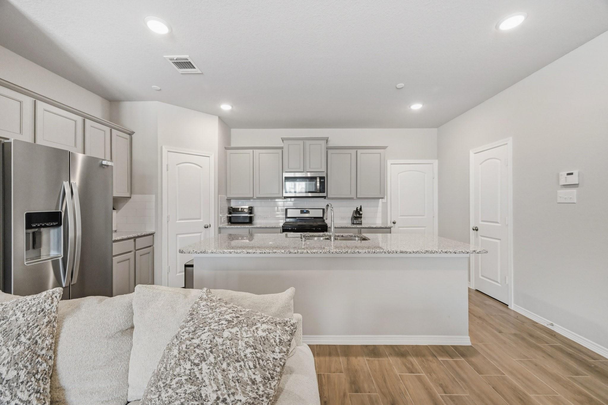 8050 Scanlan Trace