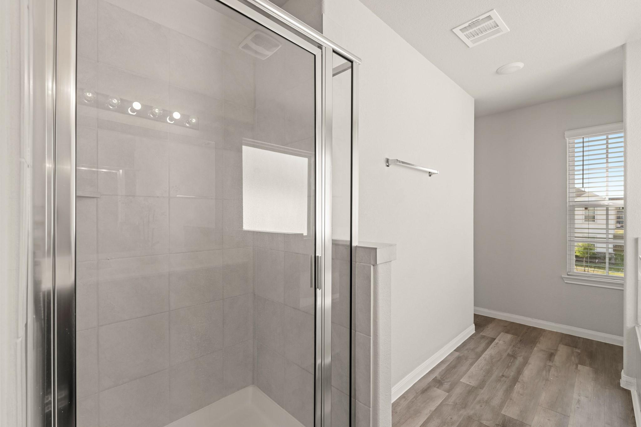 24806 Bastiani Canvas Lane
