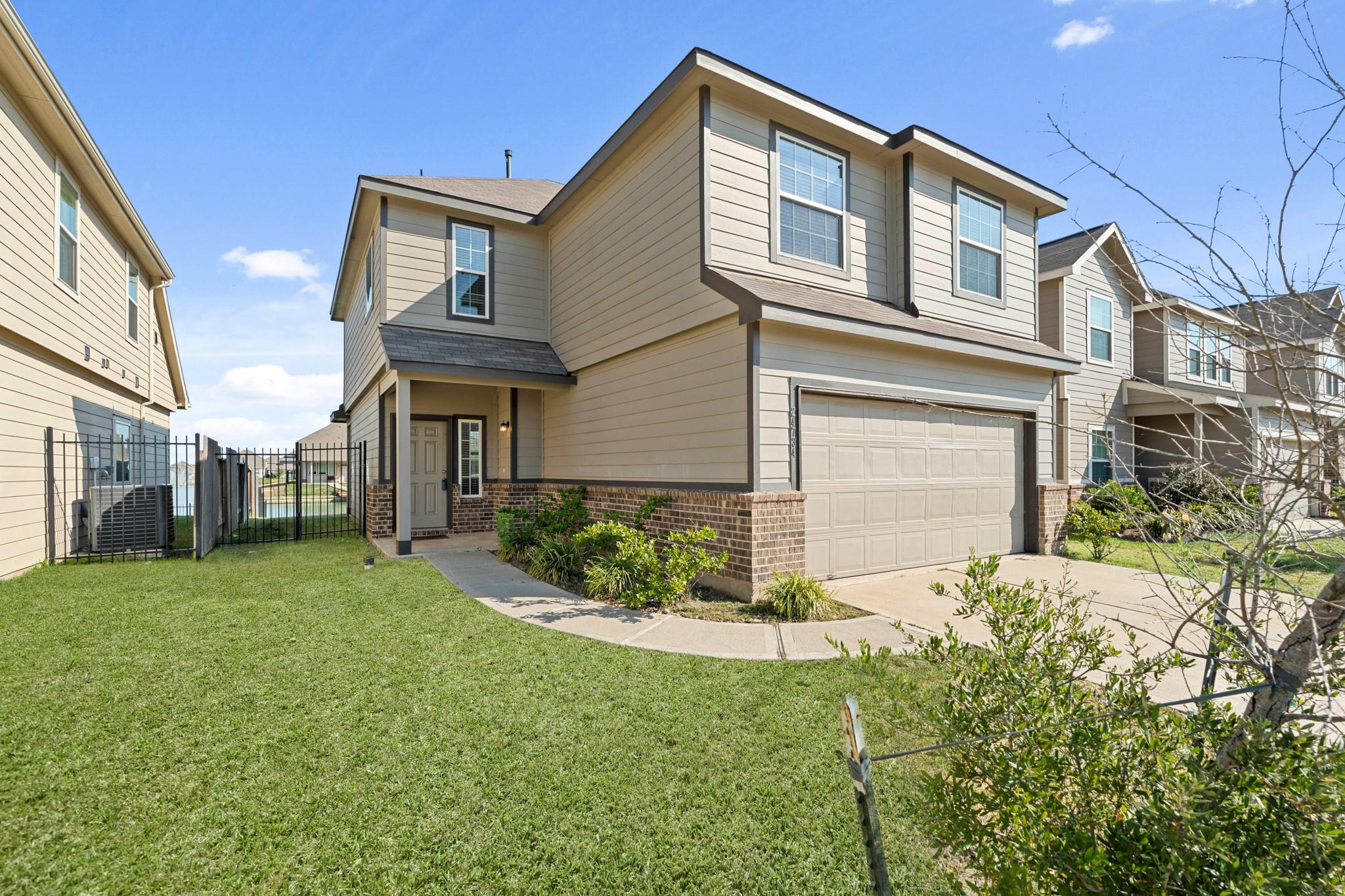 24806 Bastiani Canvas Lane