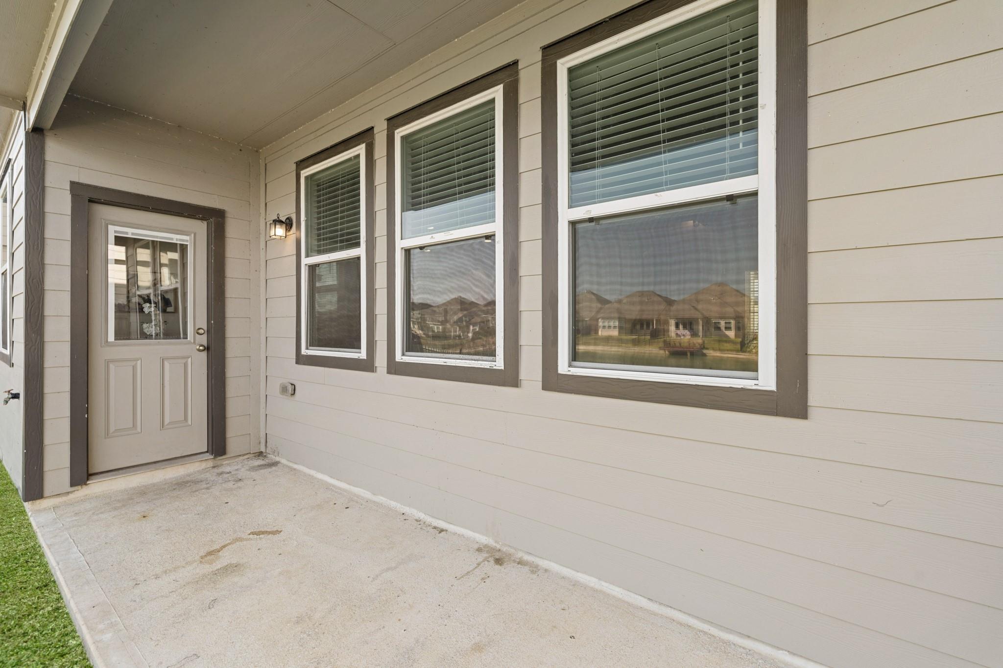 24806 Bastiani Canvas Lane