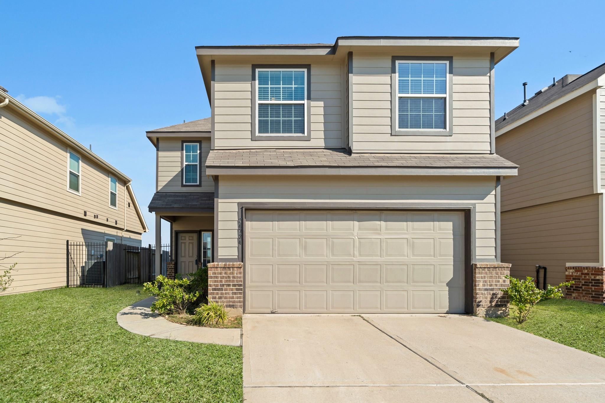 24806 Bastiani Canvas Lane