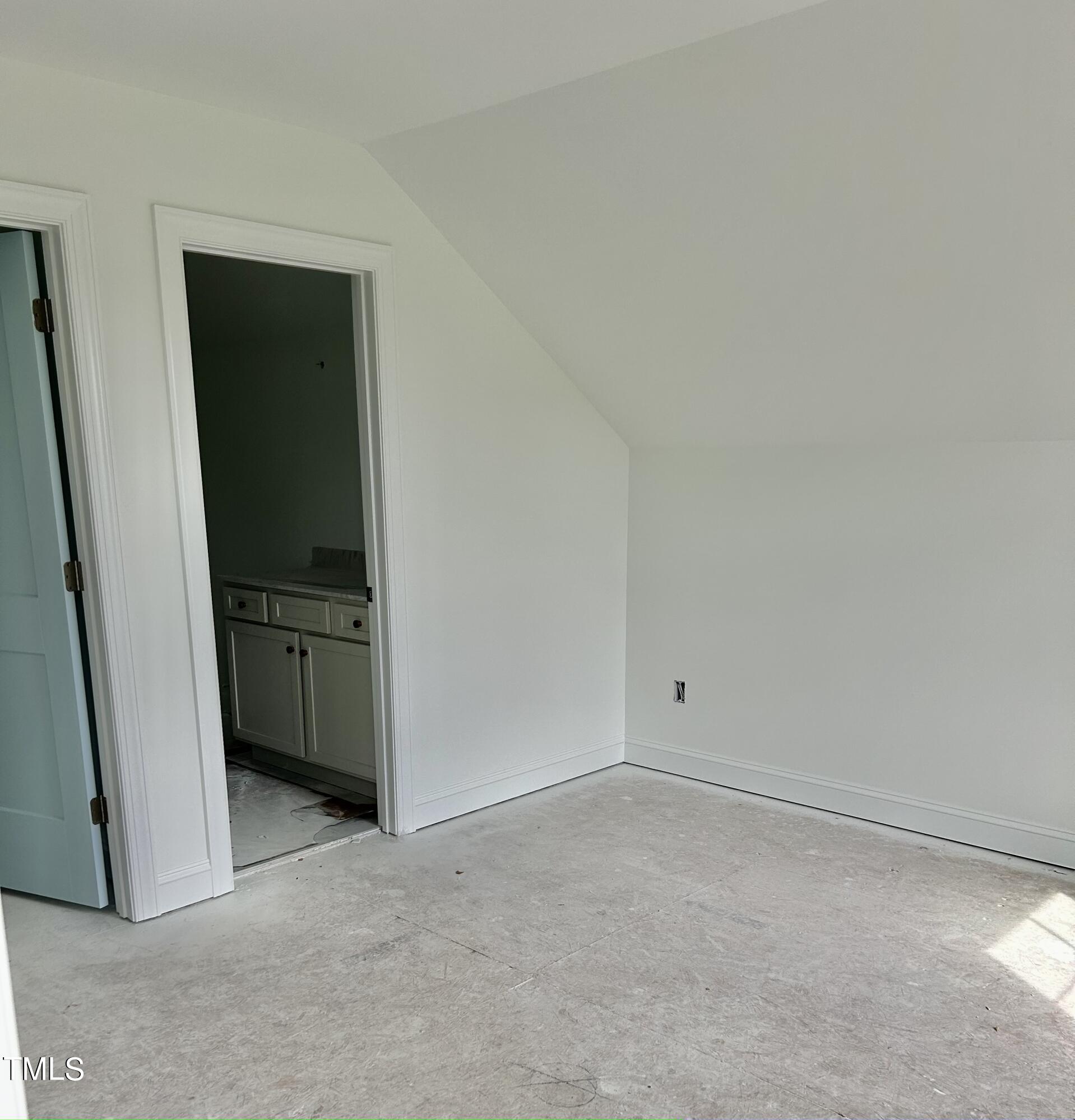 50 Bella Lane