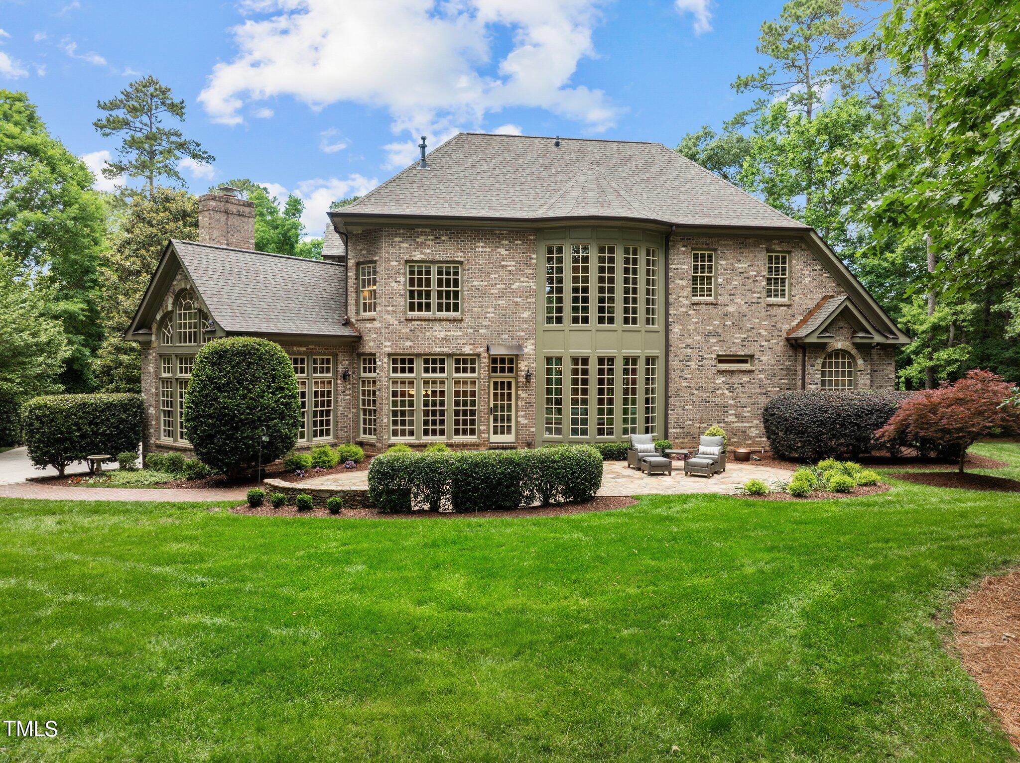1328 Caistor Lane