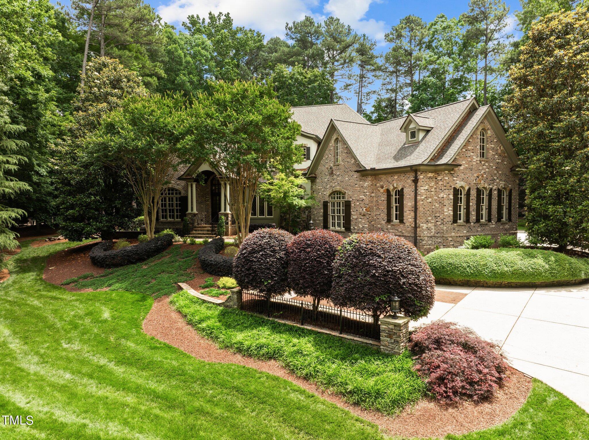 1328 Caistor Lane