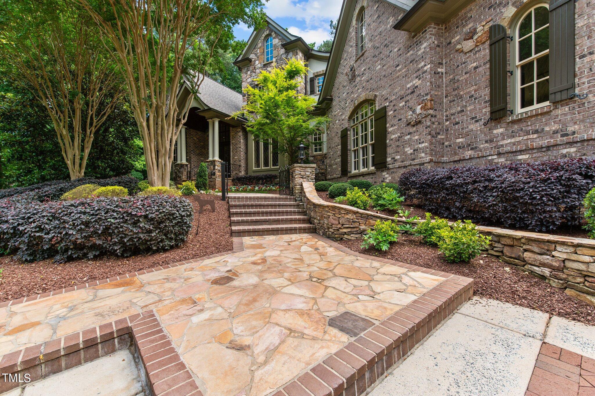 1328 Caistor Lane