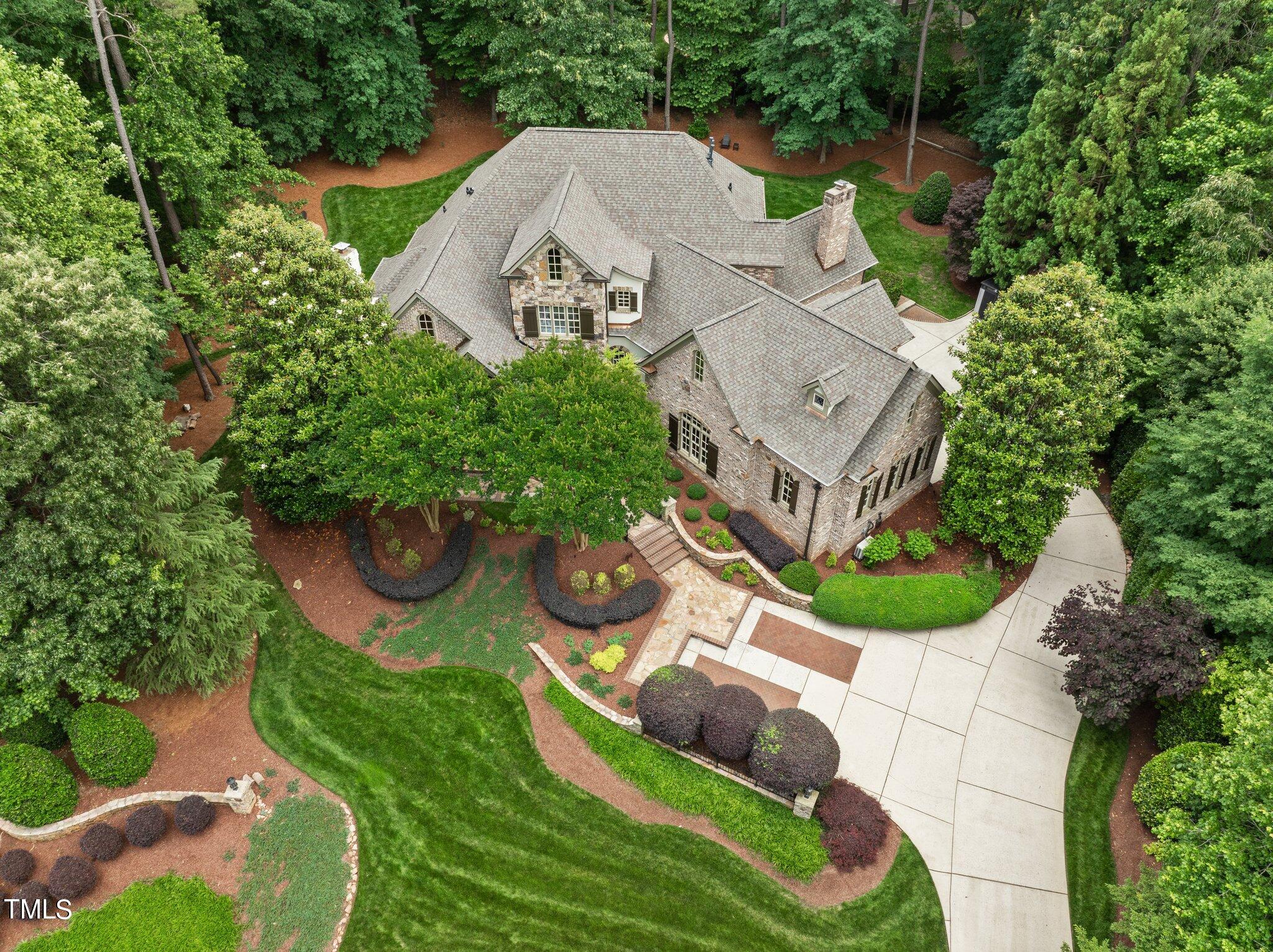 1328 Caistor Lane