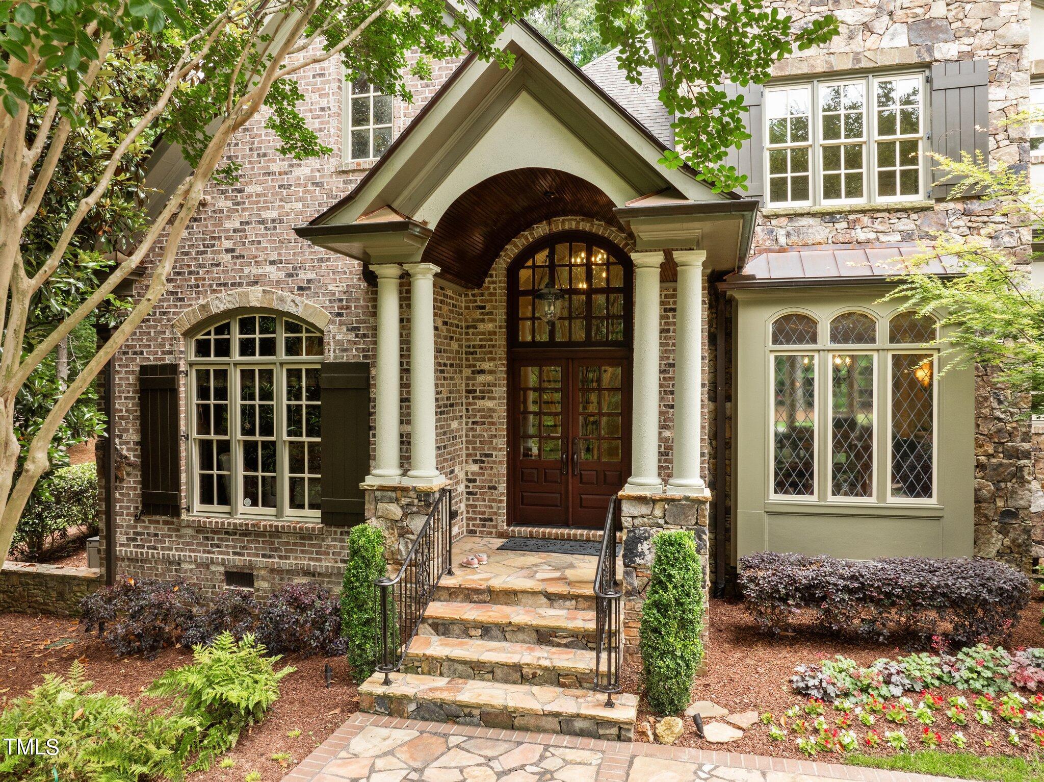 1328 Caistor Lane