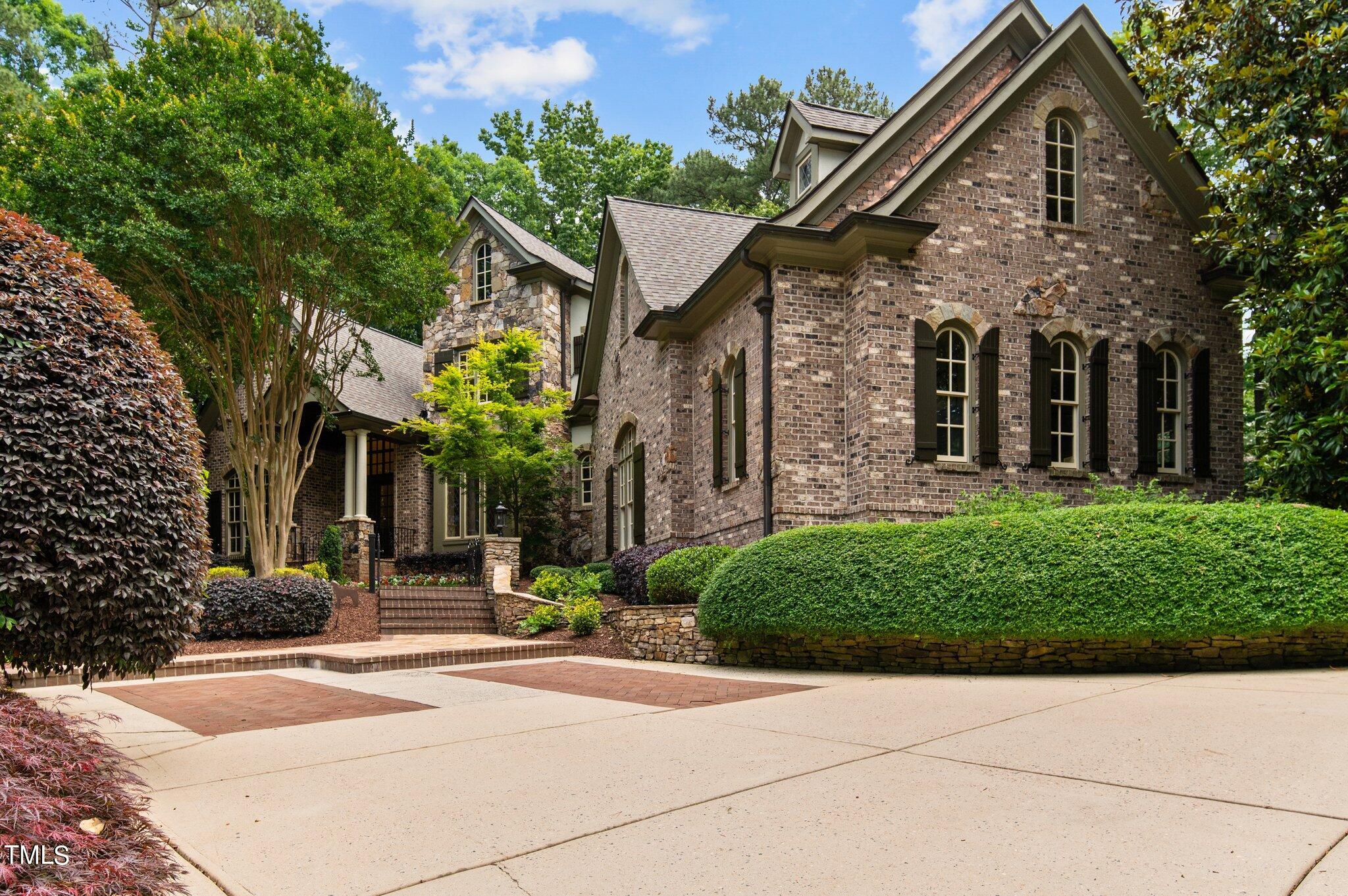 1328 Caistor Lane