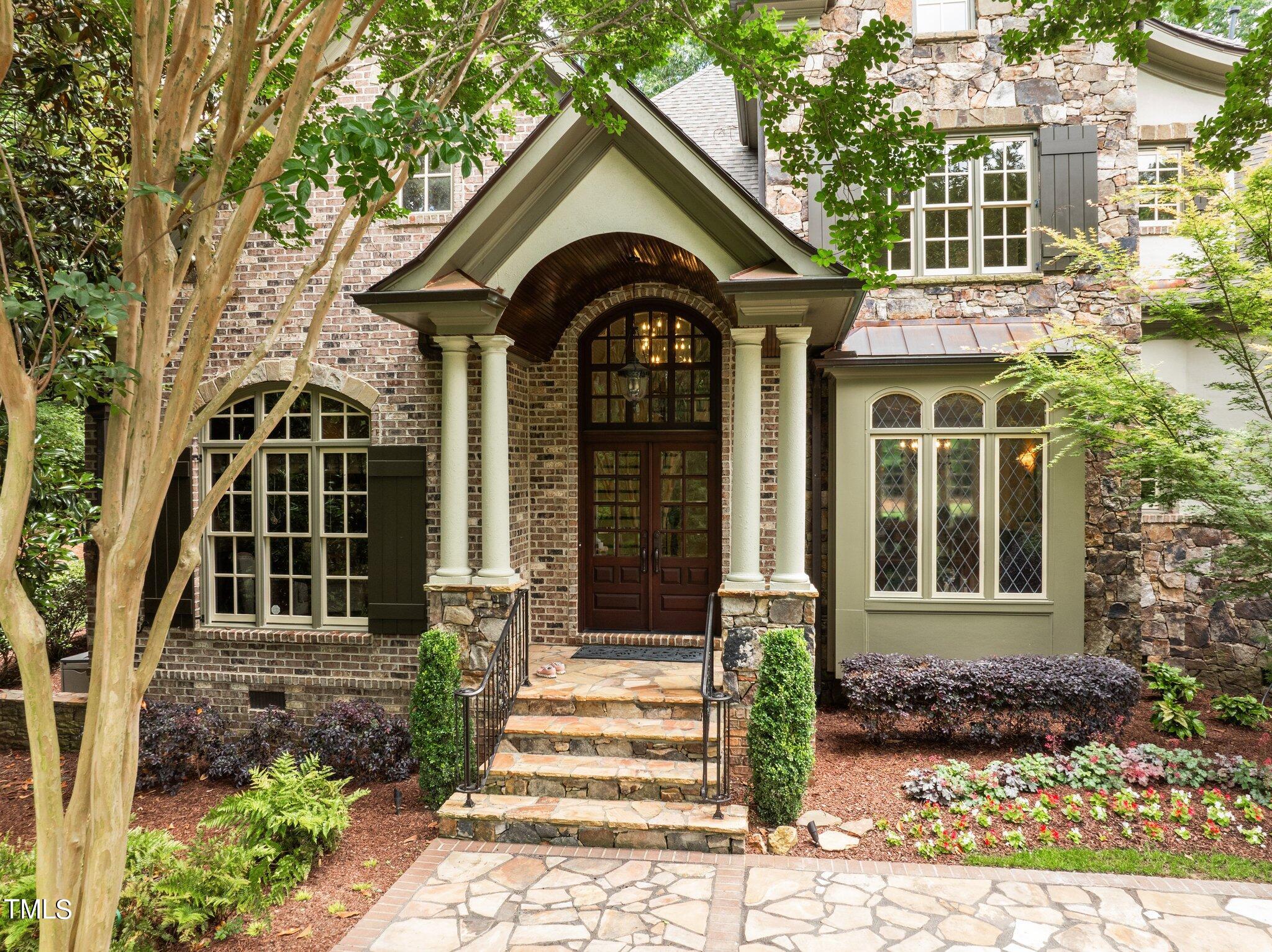1328 Caistor Lane