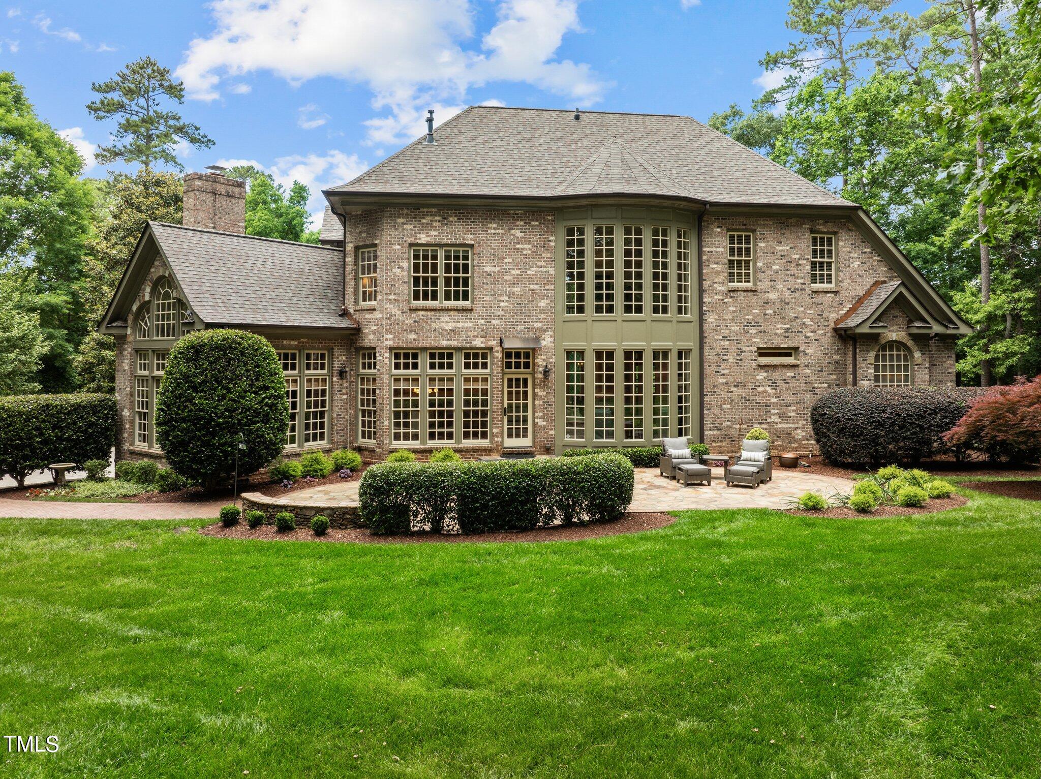 1328 Caistor Lane