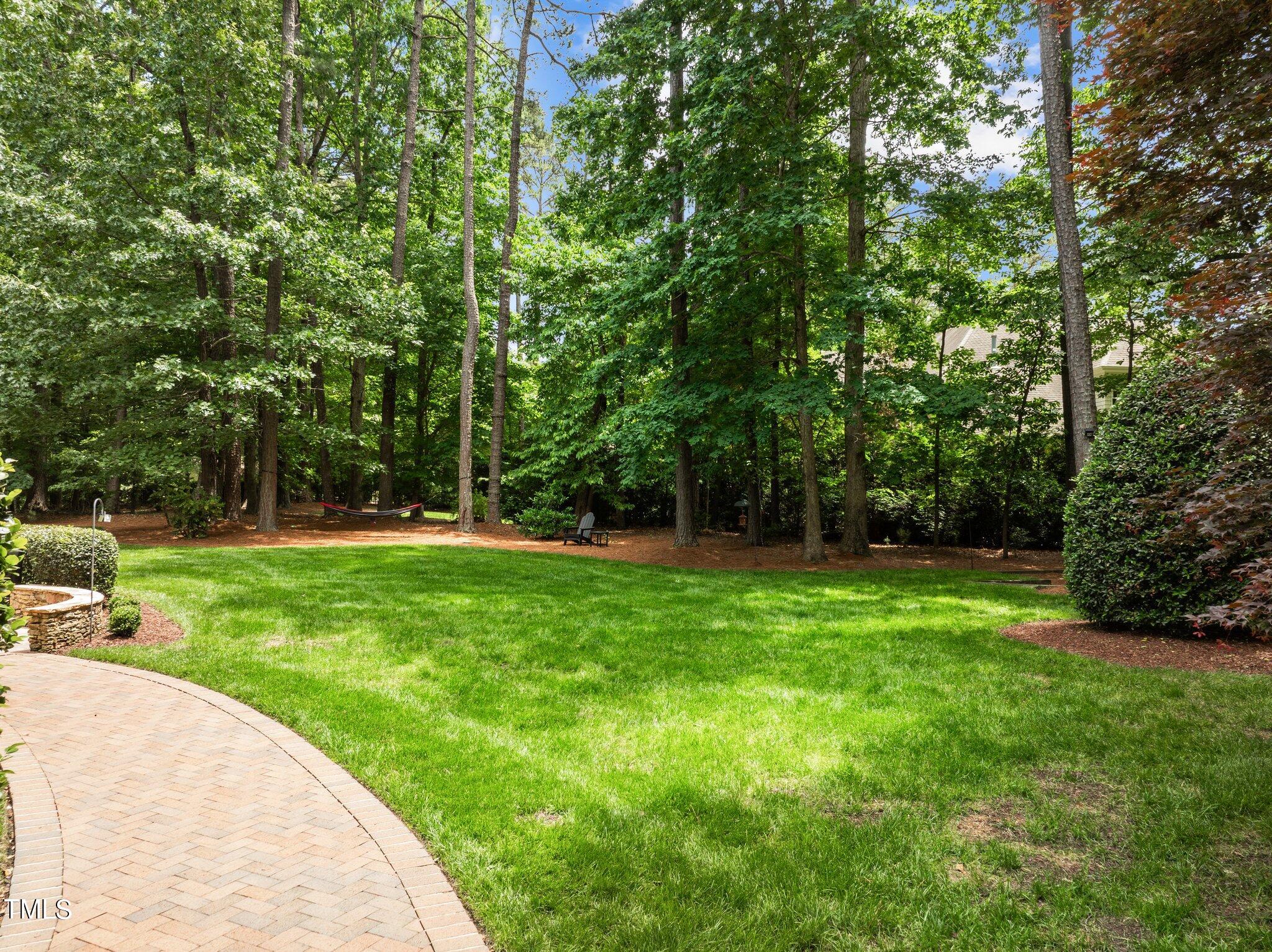 1328 Caistor Lane