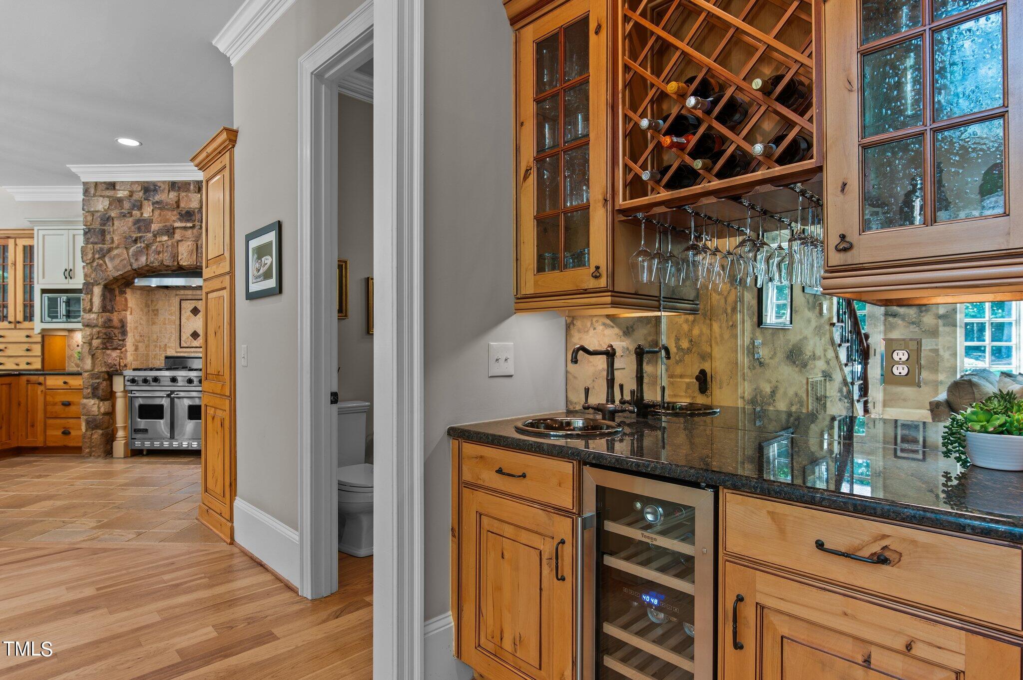 1328 Caistor Lane