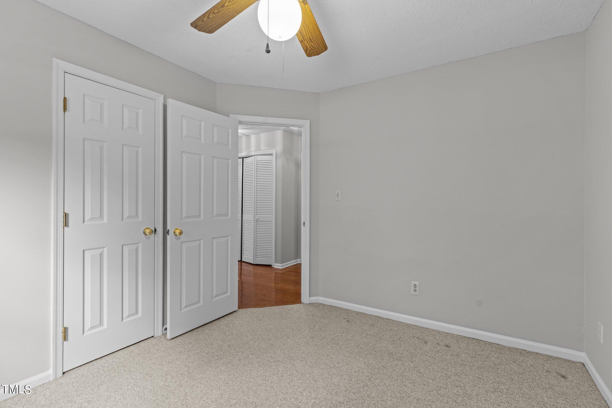 5001 Huntingcreek Drive