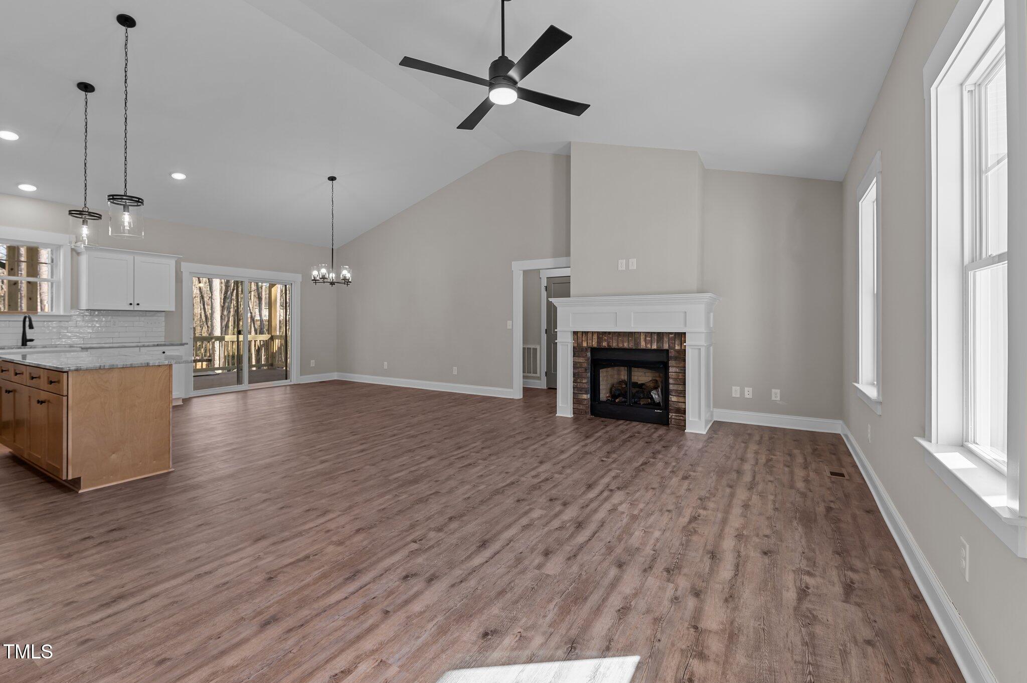 125 Leisure Lane