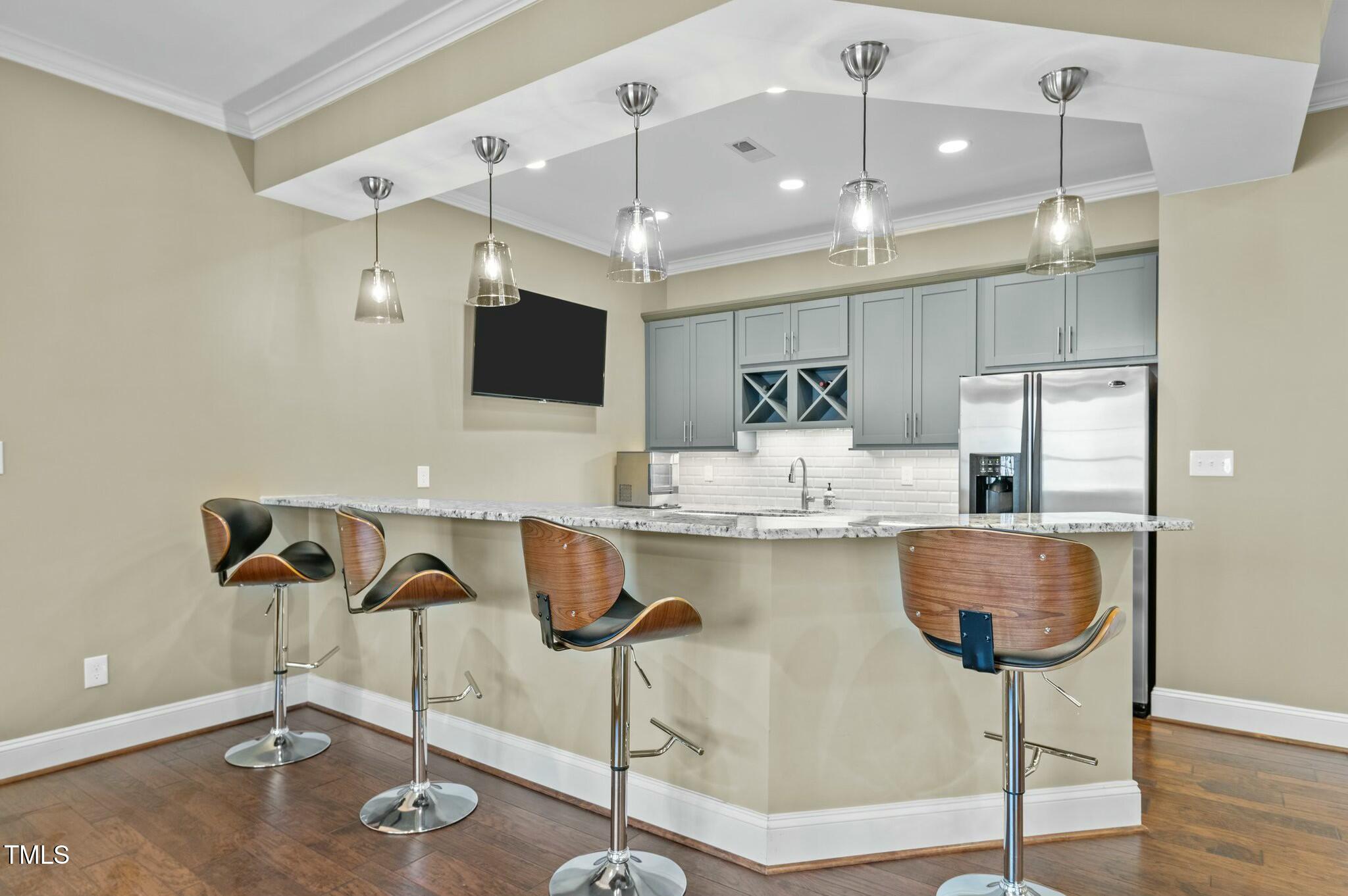 1009 High Trail Court