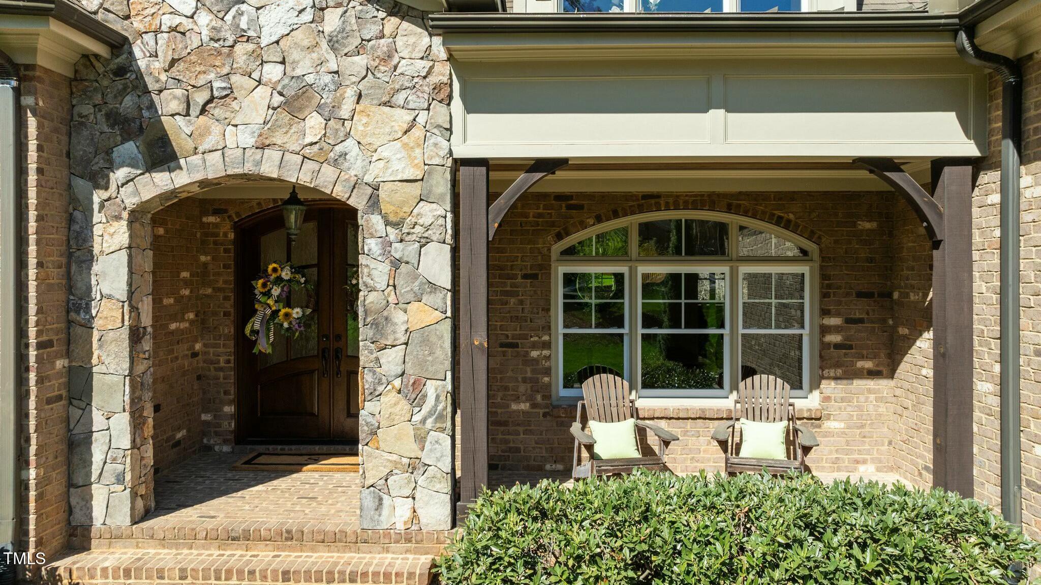 1009 High Trail Court