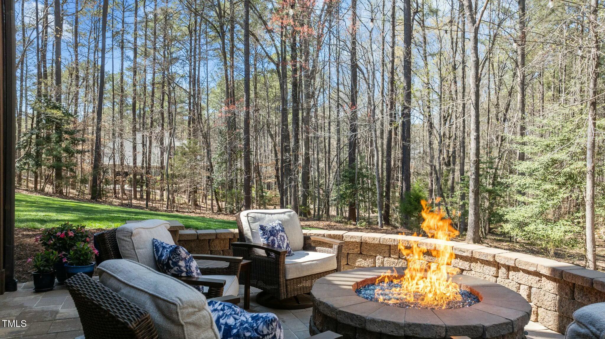 1009 High Trail Court