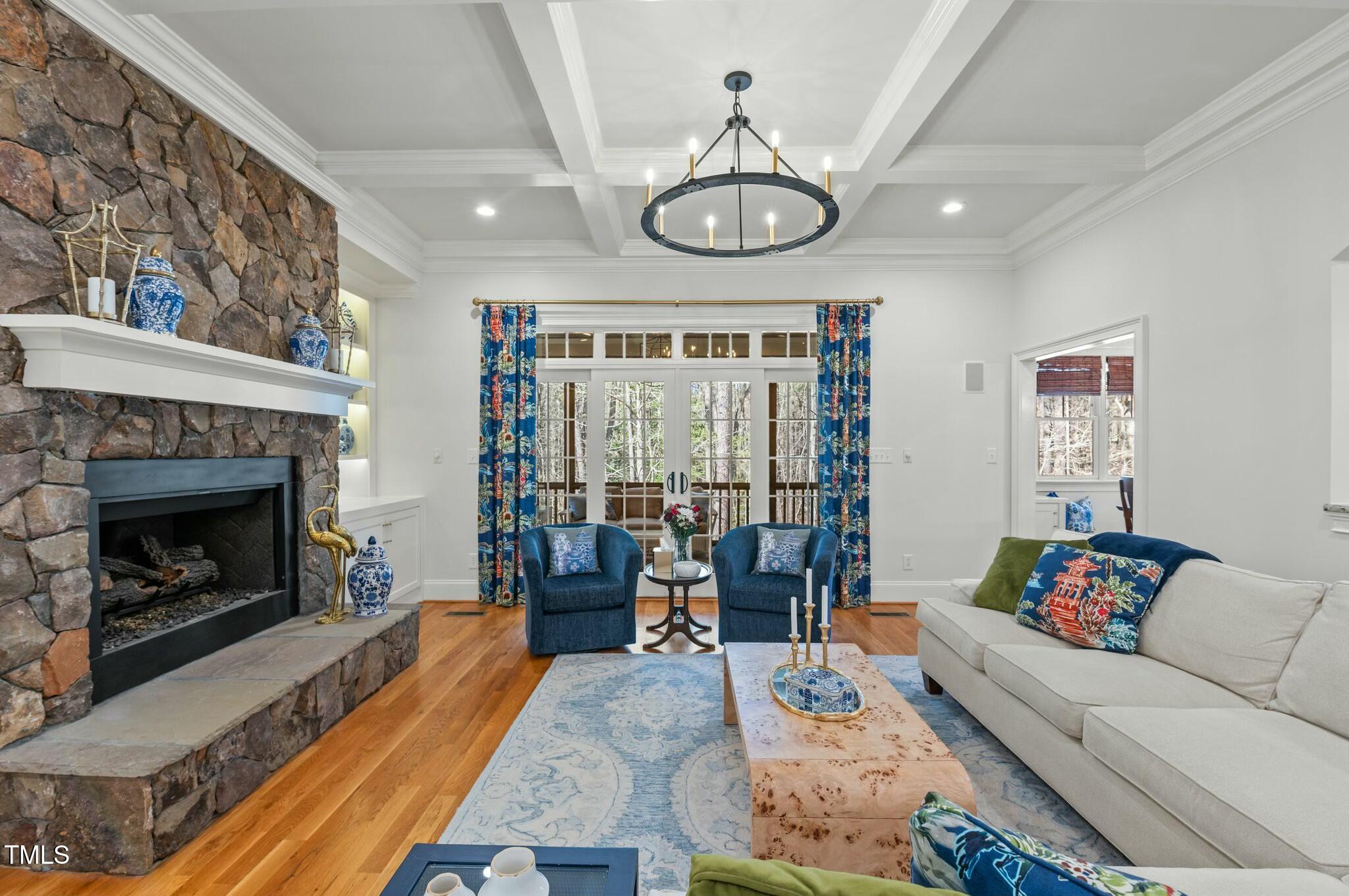 1009 High Trail Court