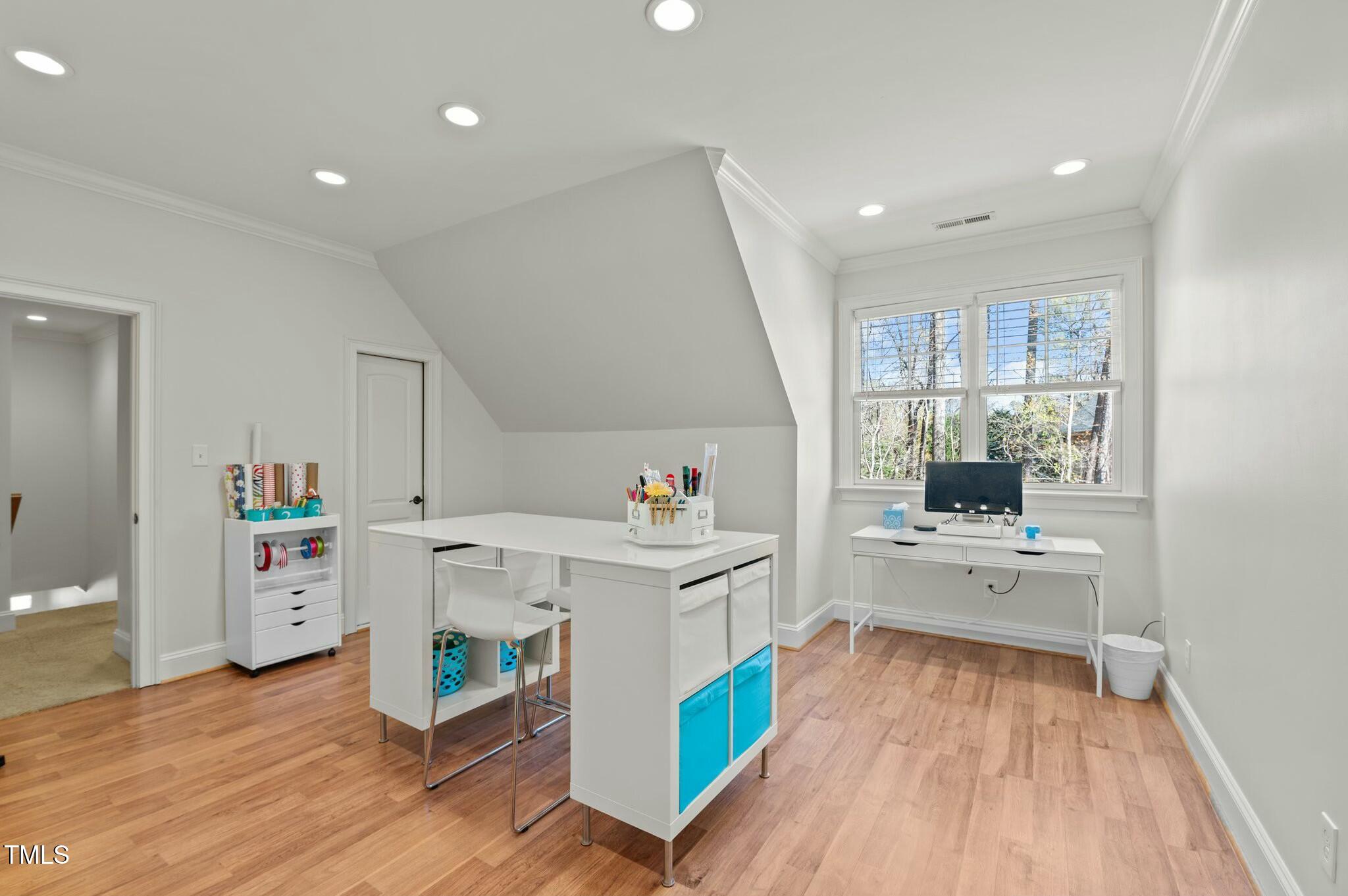 1009 High Trail Court