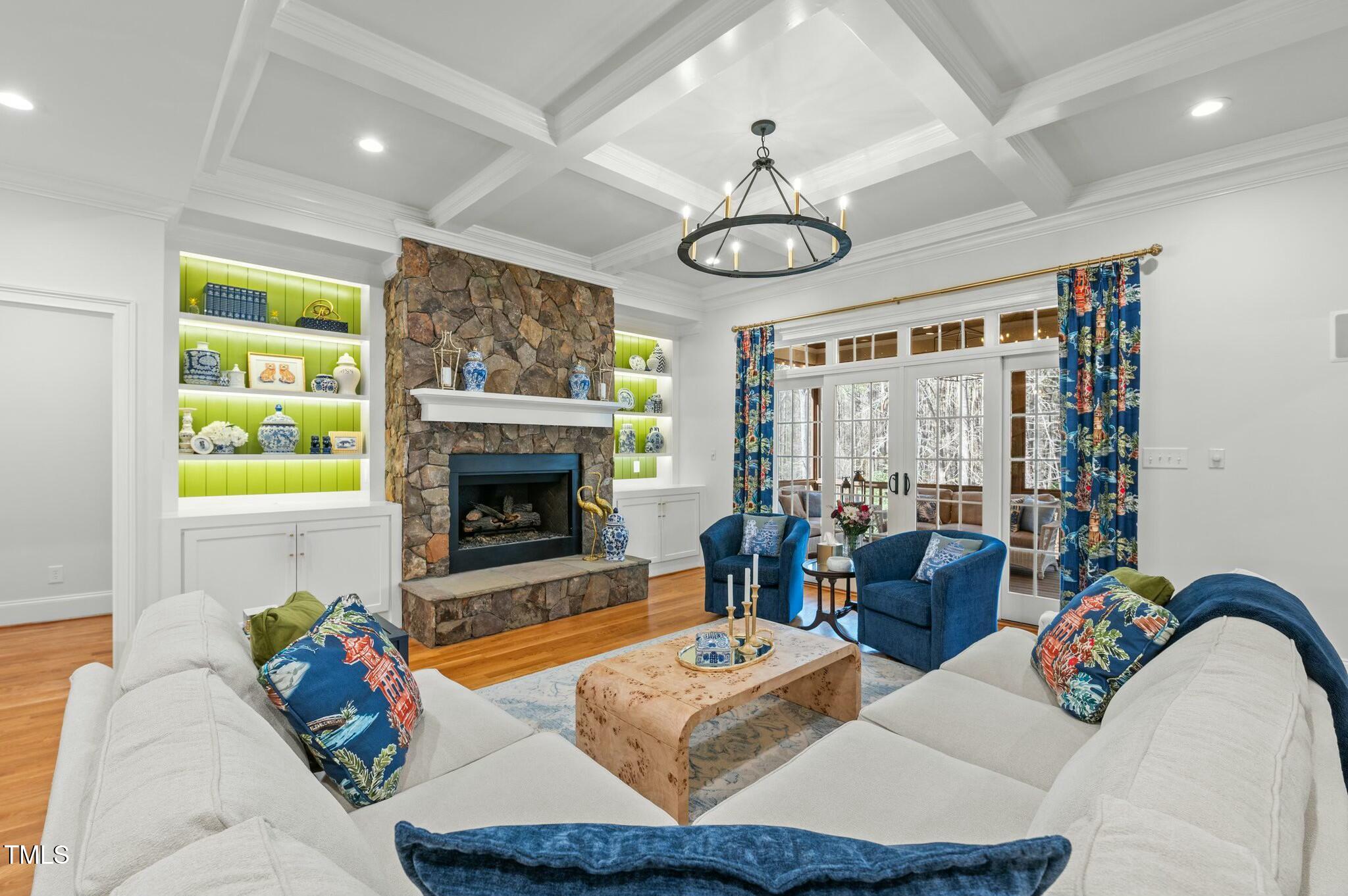 1009 High Trail Court