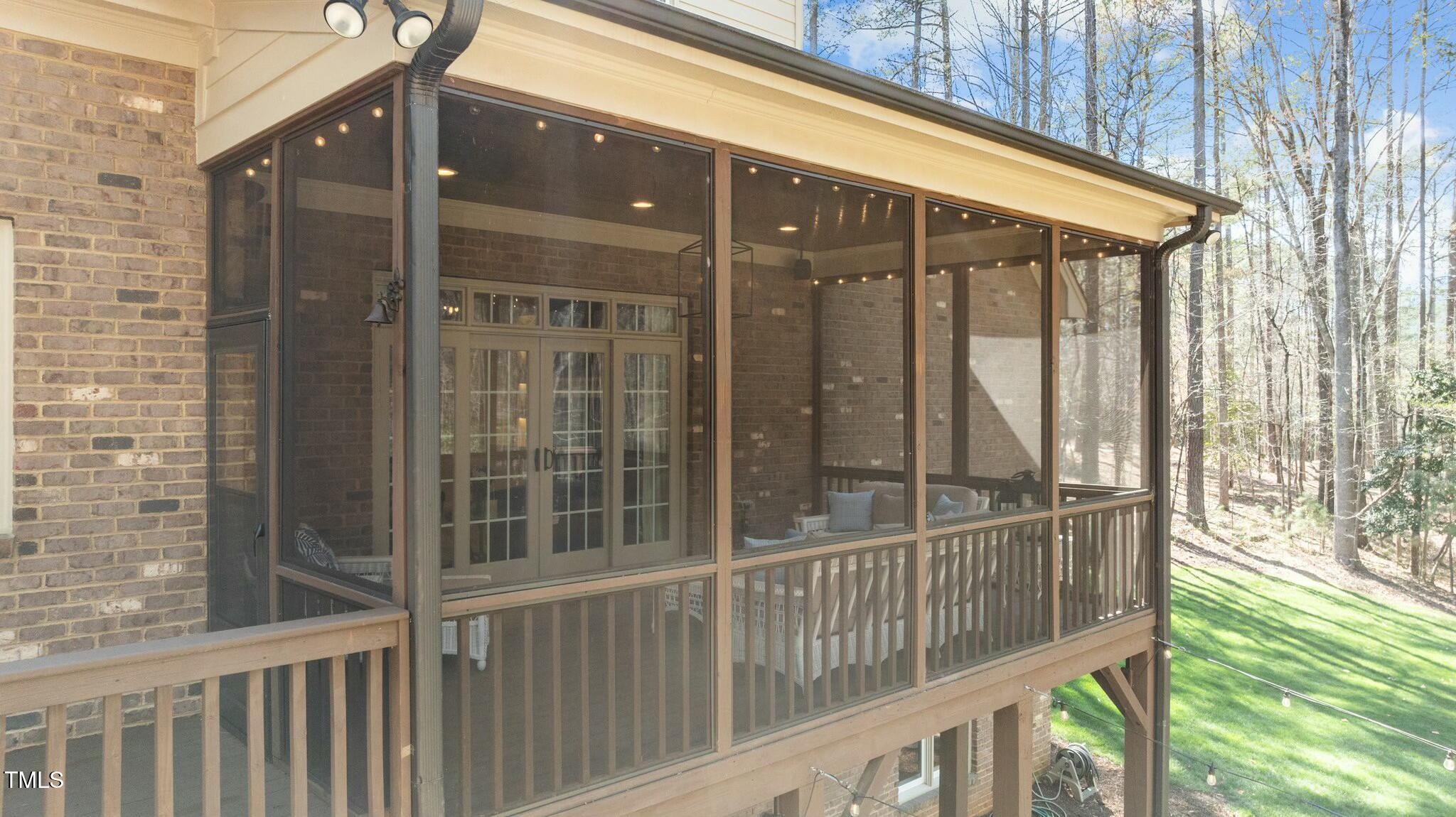 1009 High Trail Court