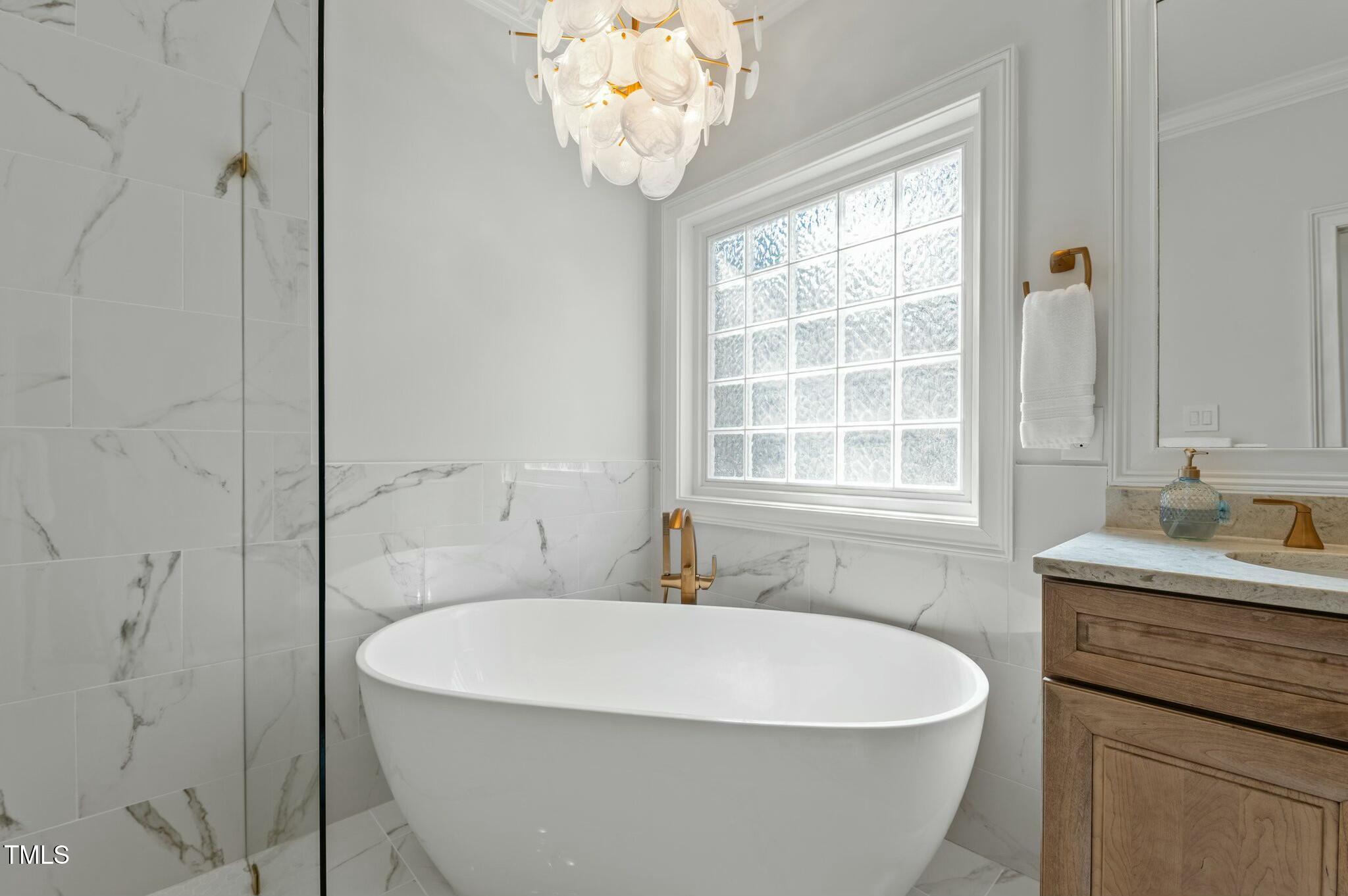 1009 High Trail Court