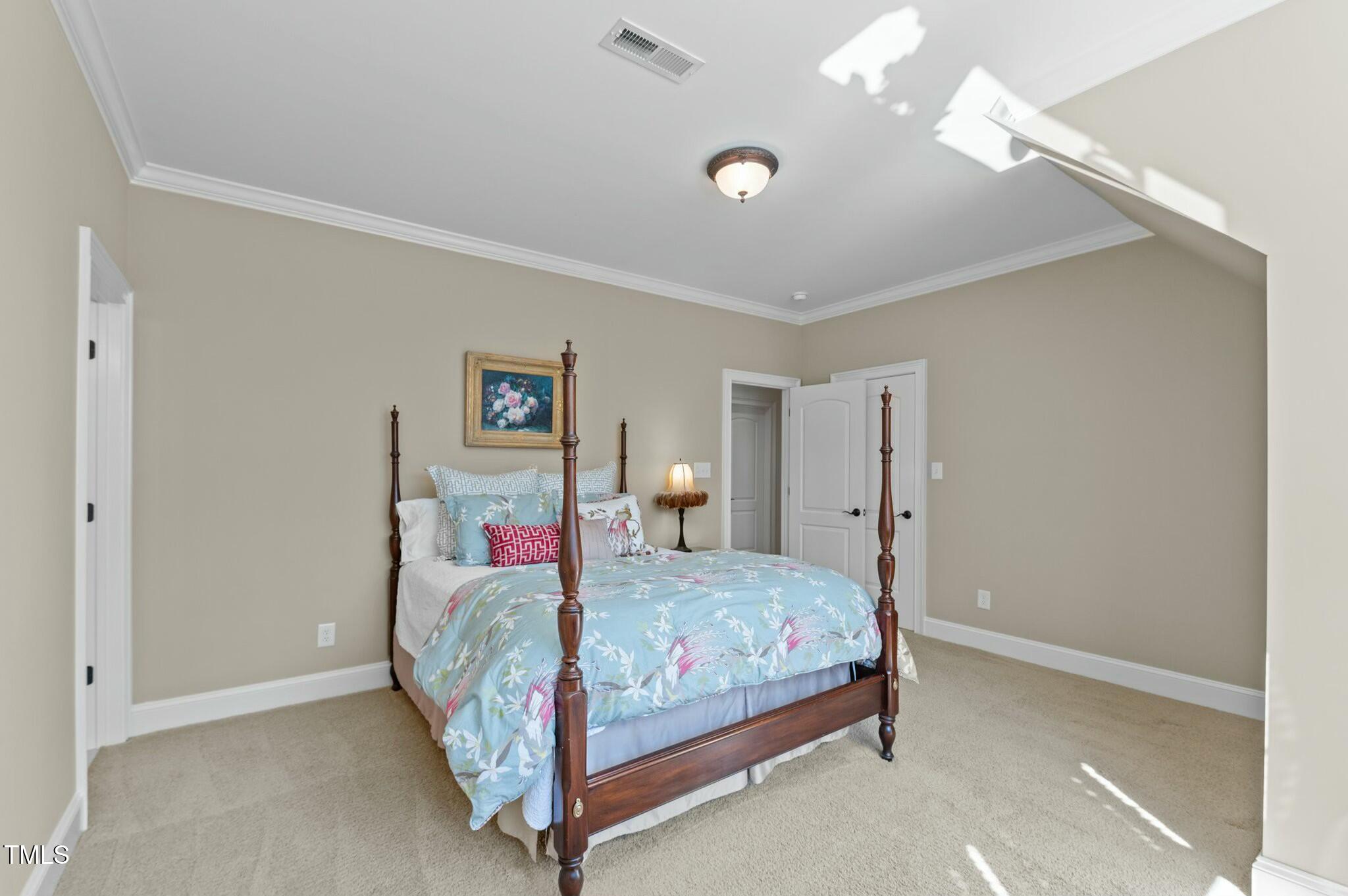 1009 High Trail Court