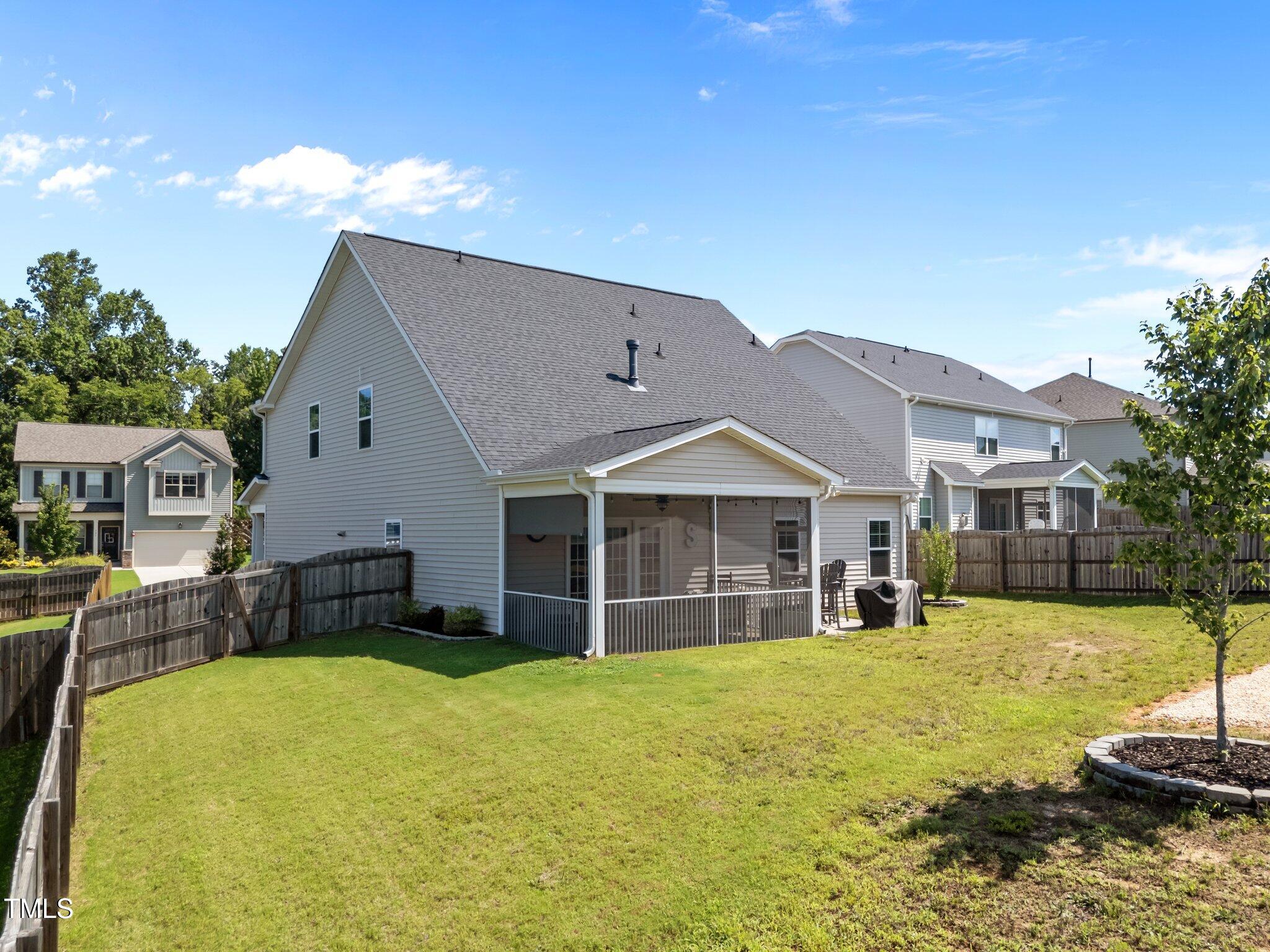 524 Richlands Cliff Drive