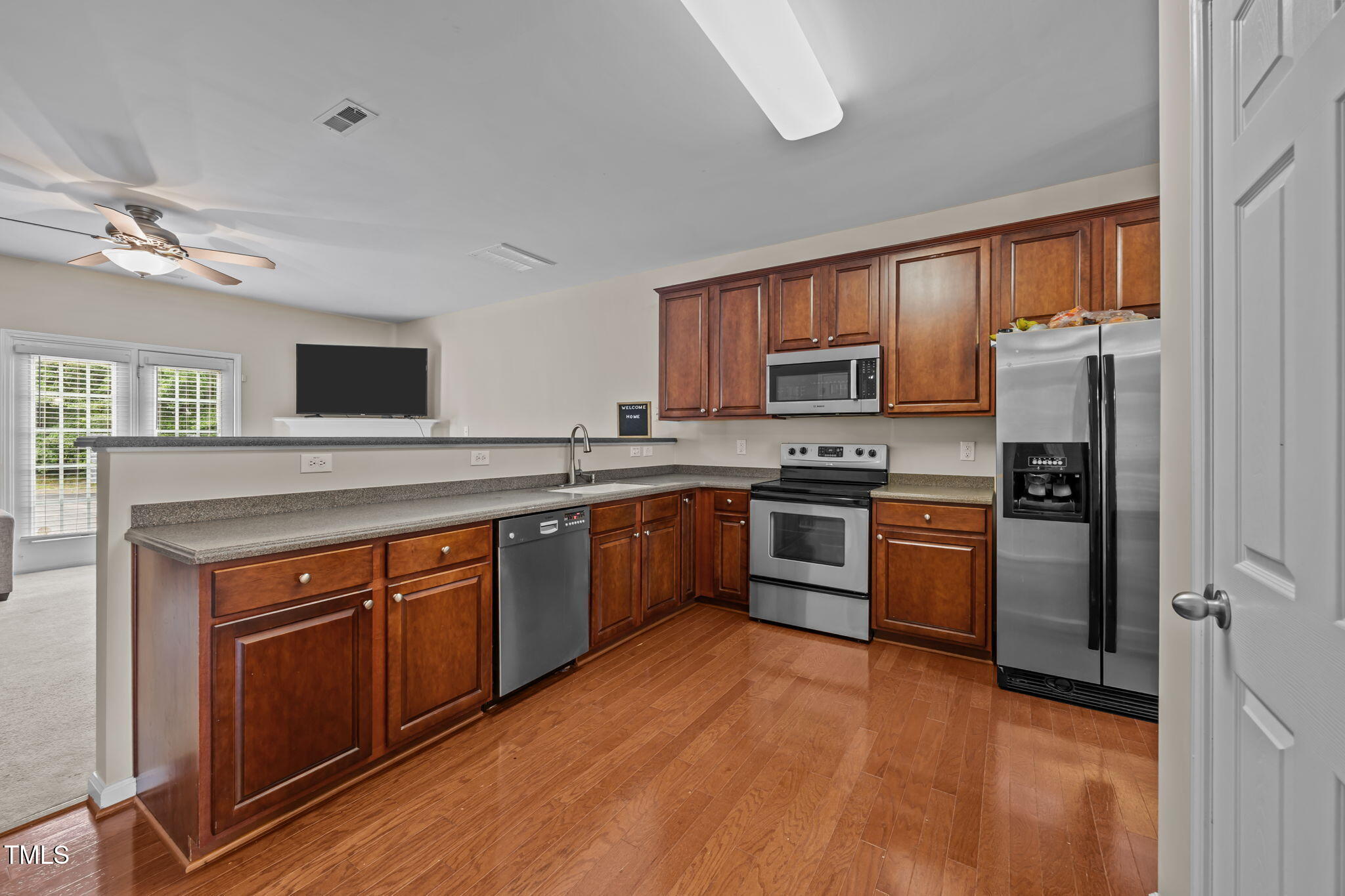 506 Sternwheel Way
