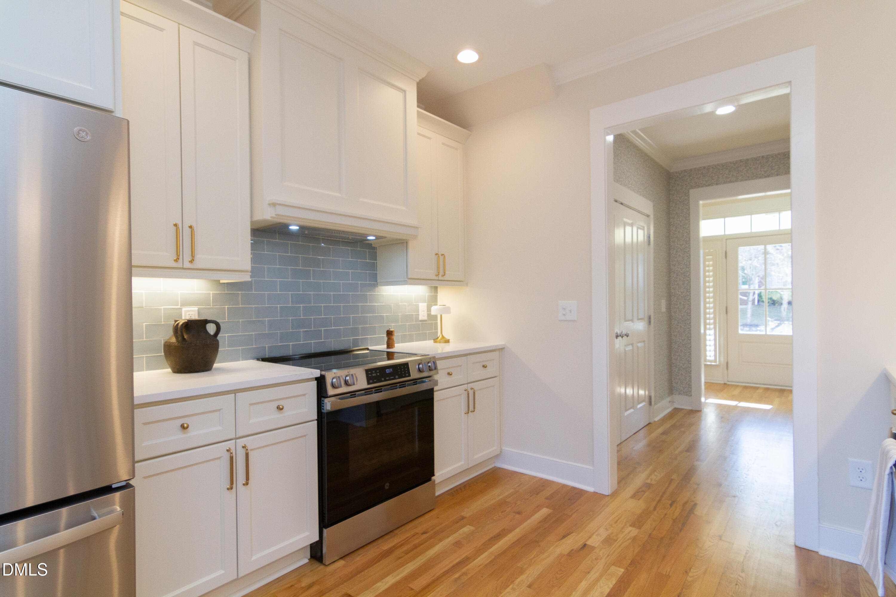 1085 Trentini Avenue