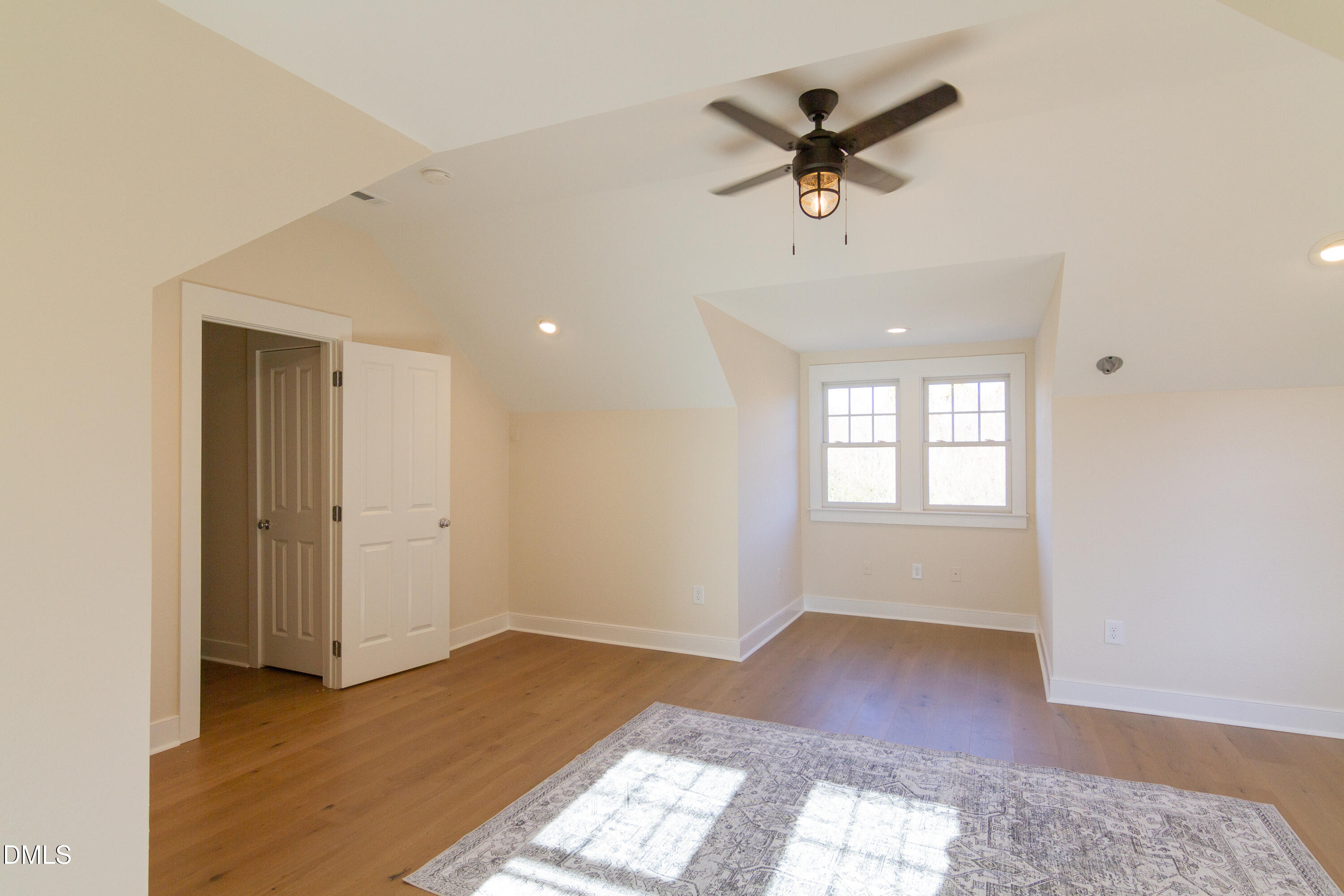 1085 Trentini Avenue