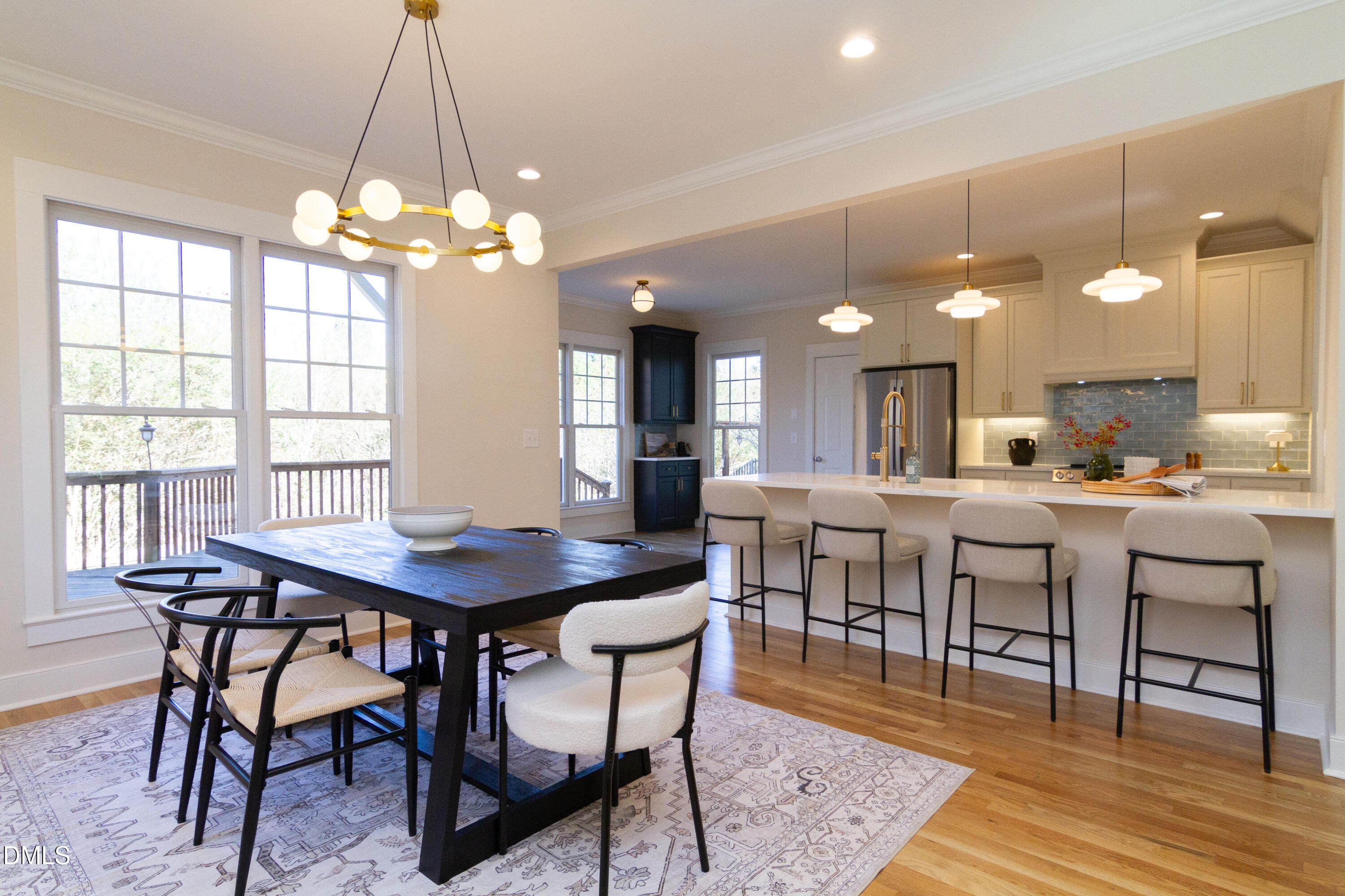 1085 Trentini Avenue