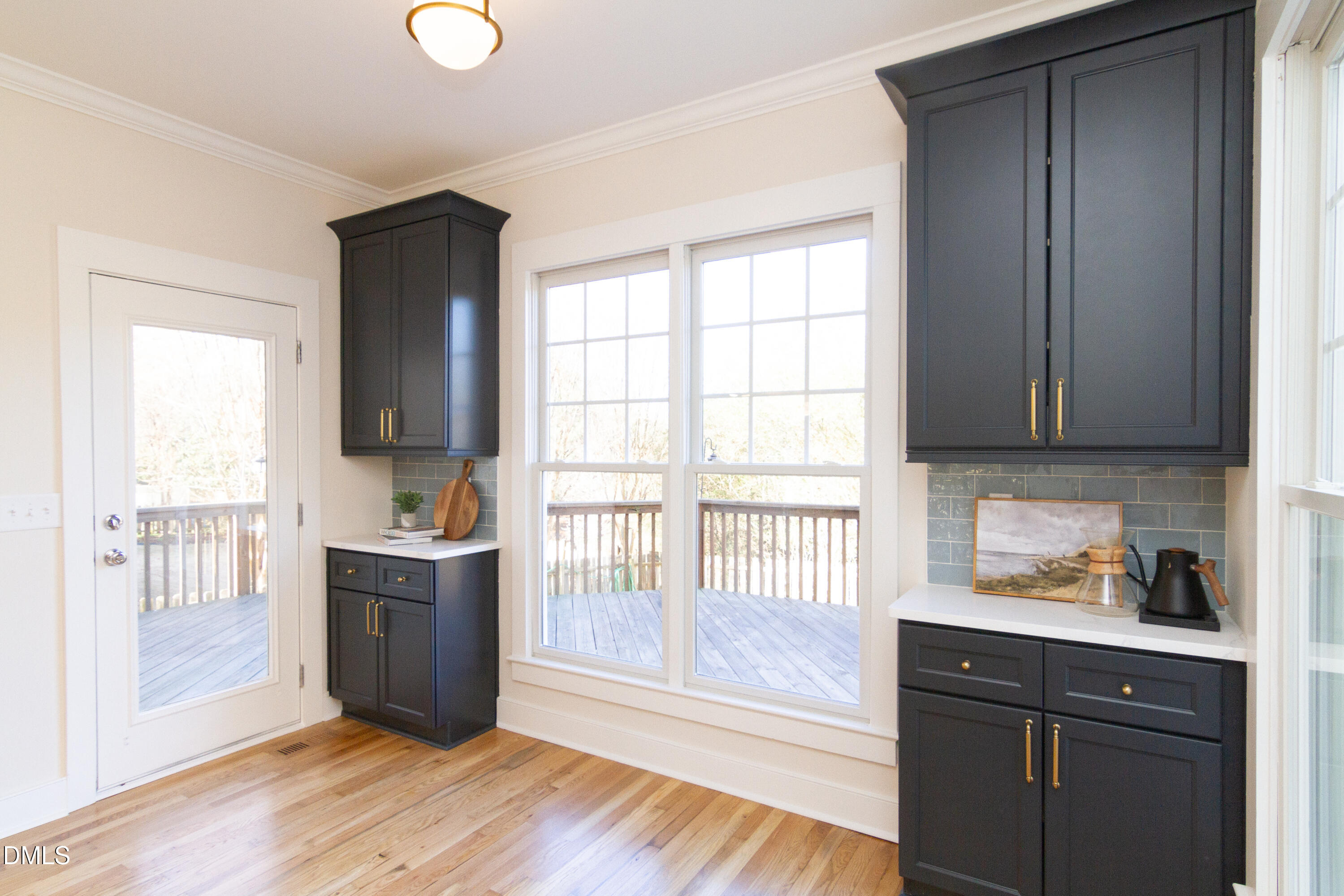 1085 Trentini Avenue