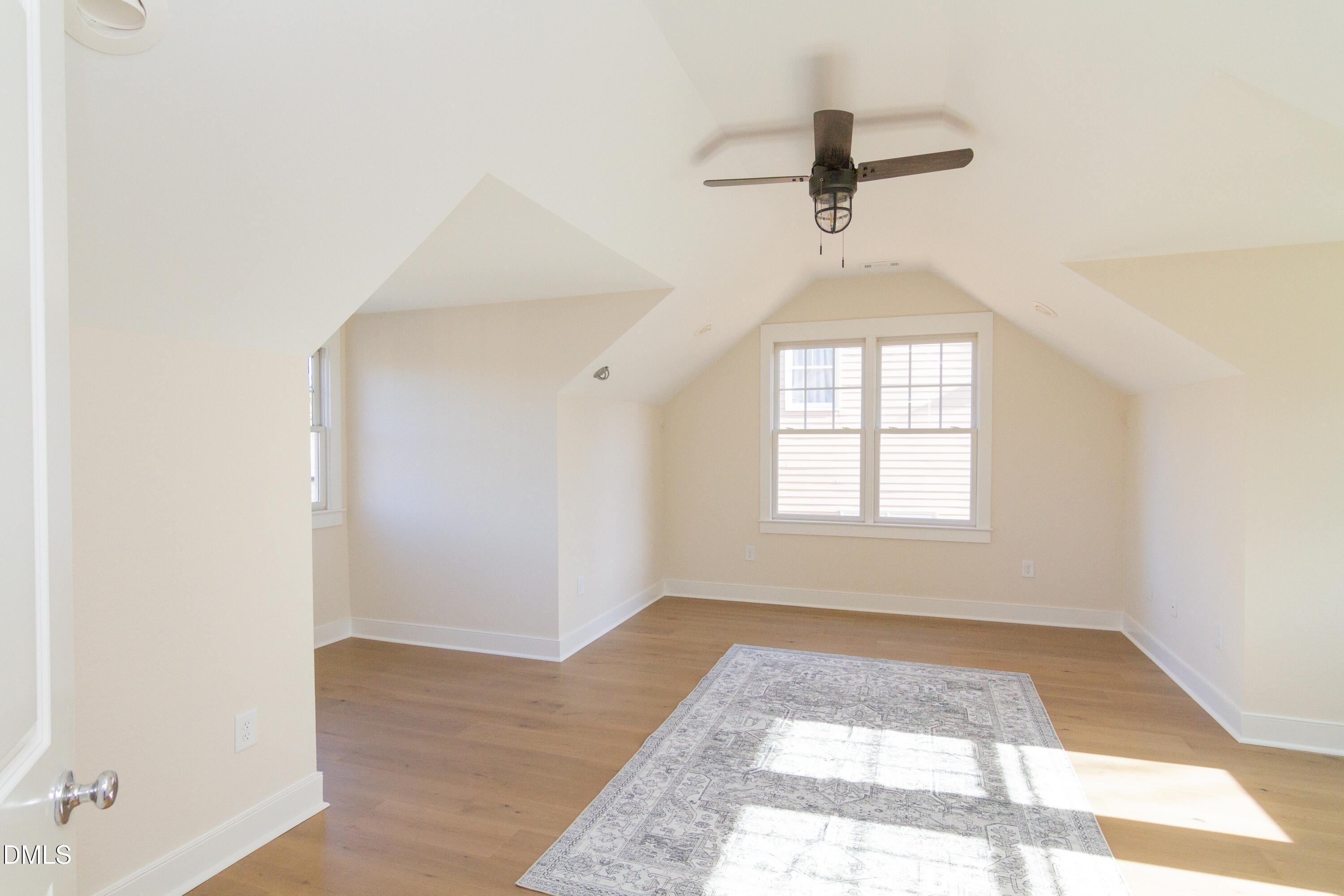 1085 Trentini Avenue