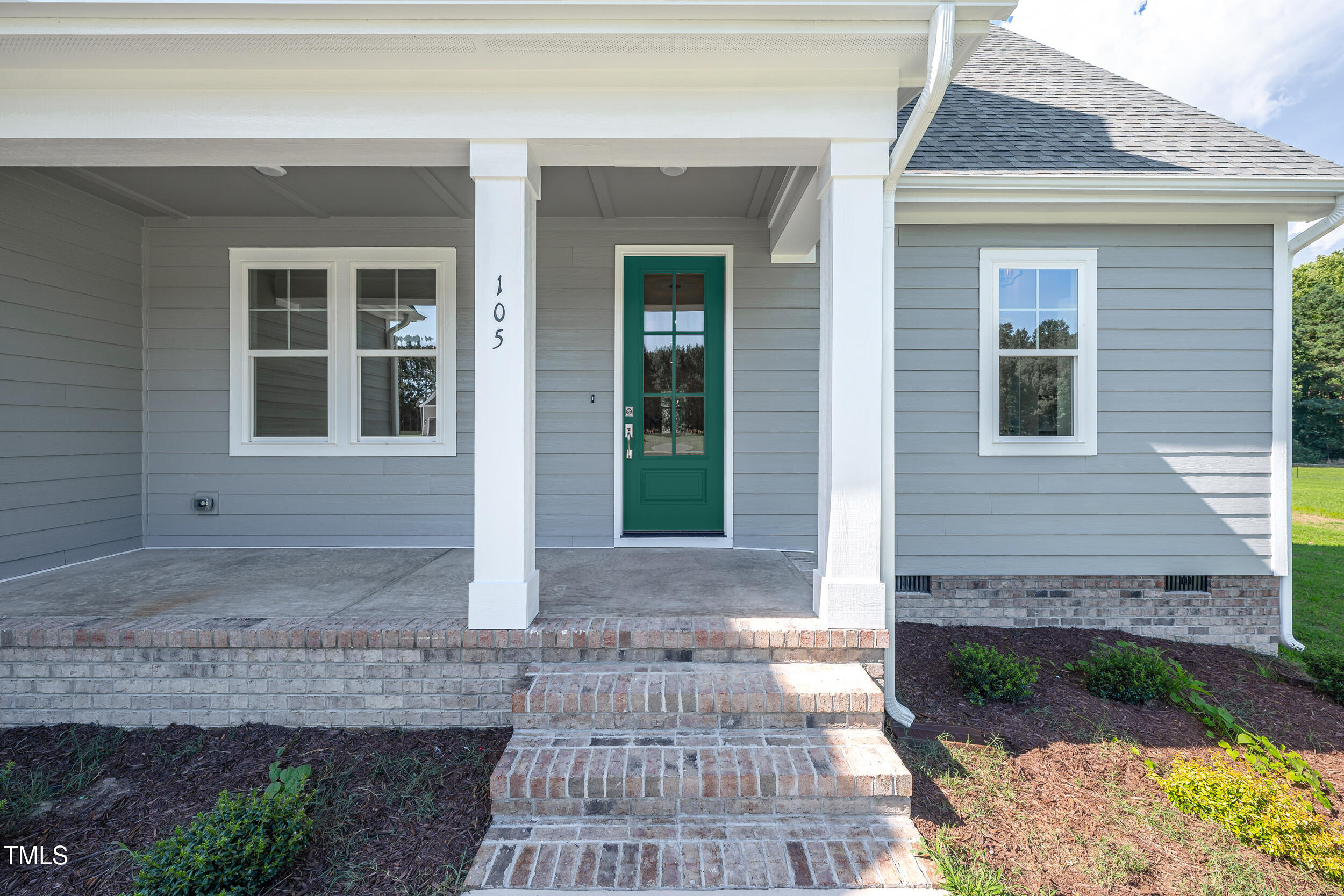 105 Viola Lane