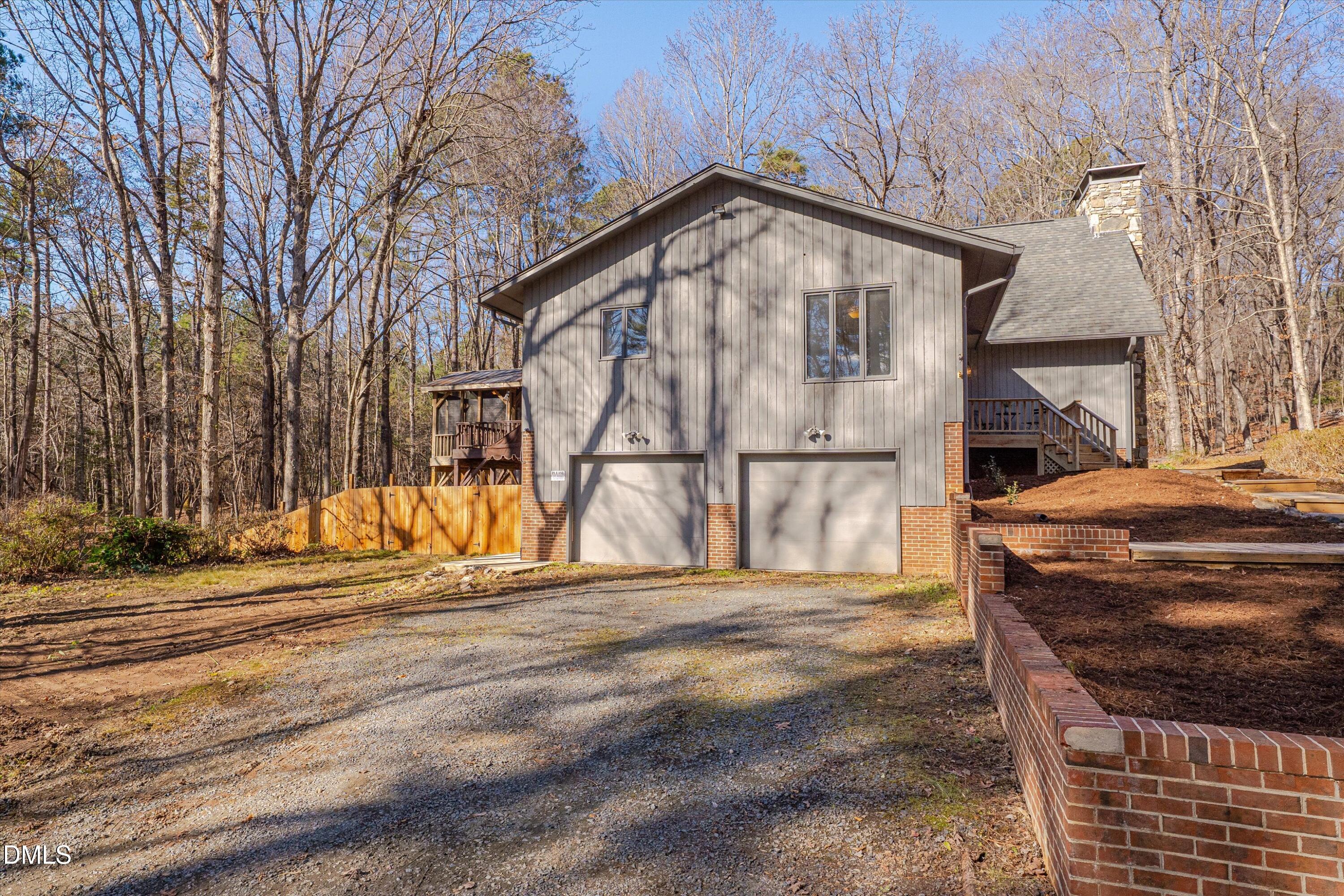 6501 Deerview Trail