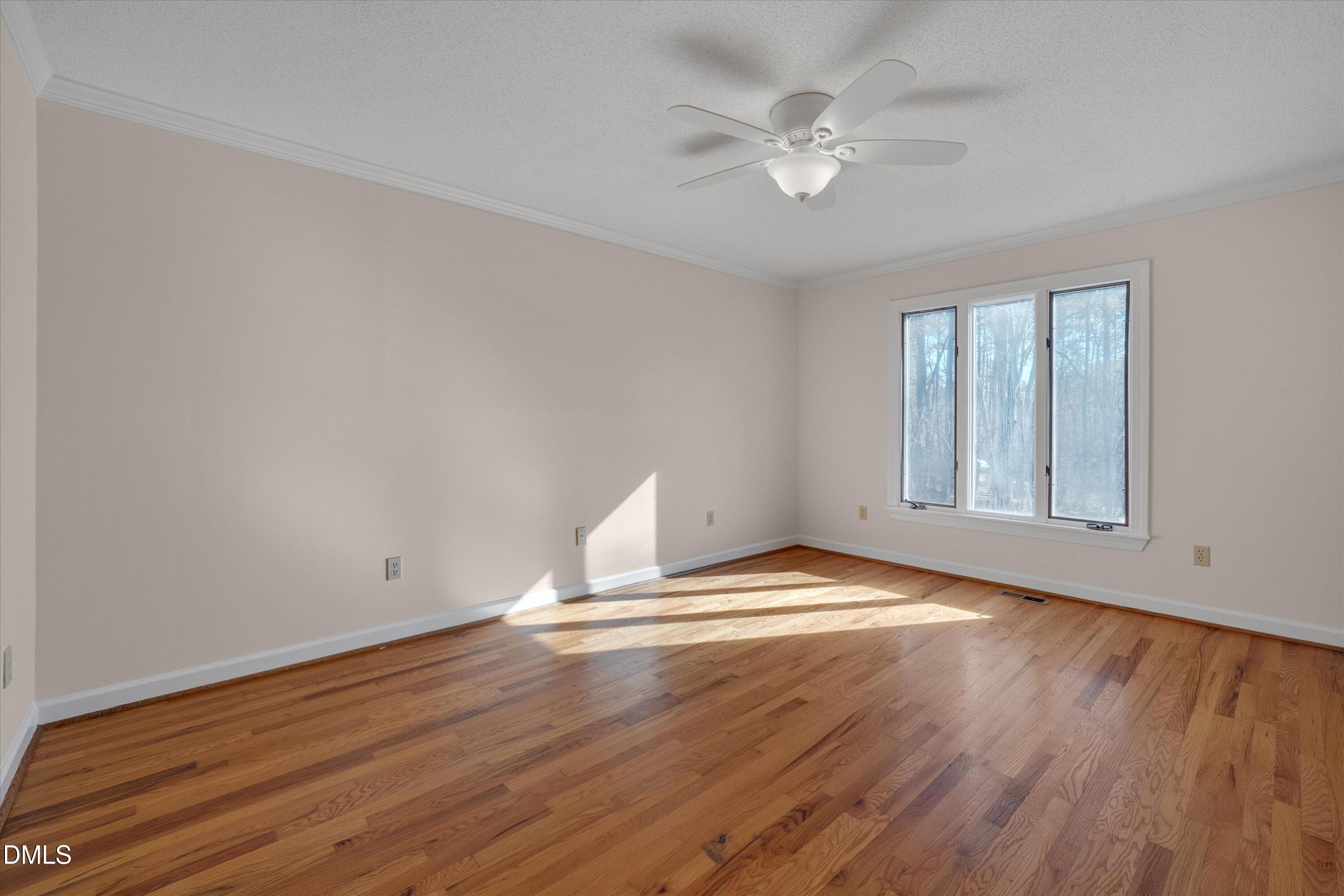 6501 Deerview Trail