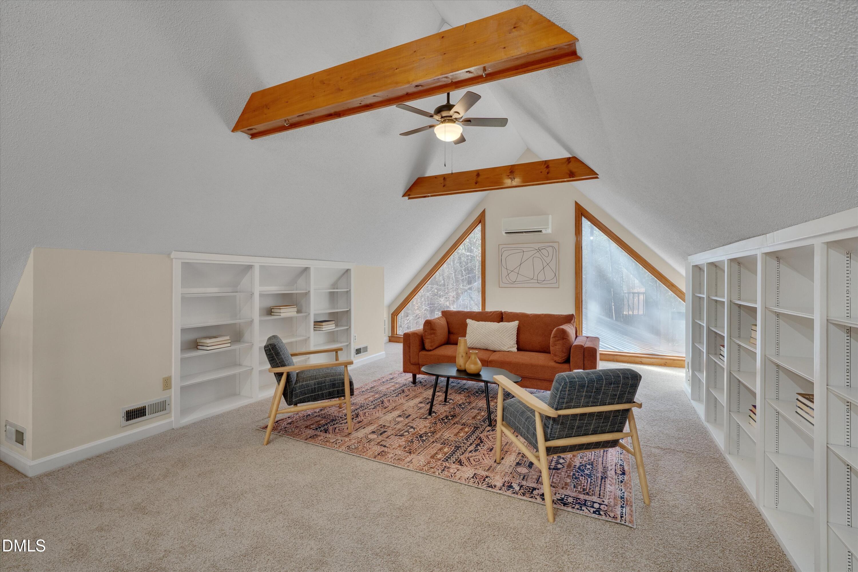 6501 Deerview Trail