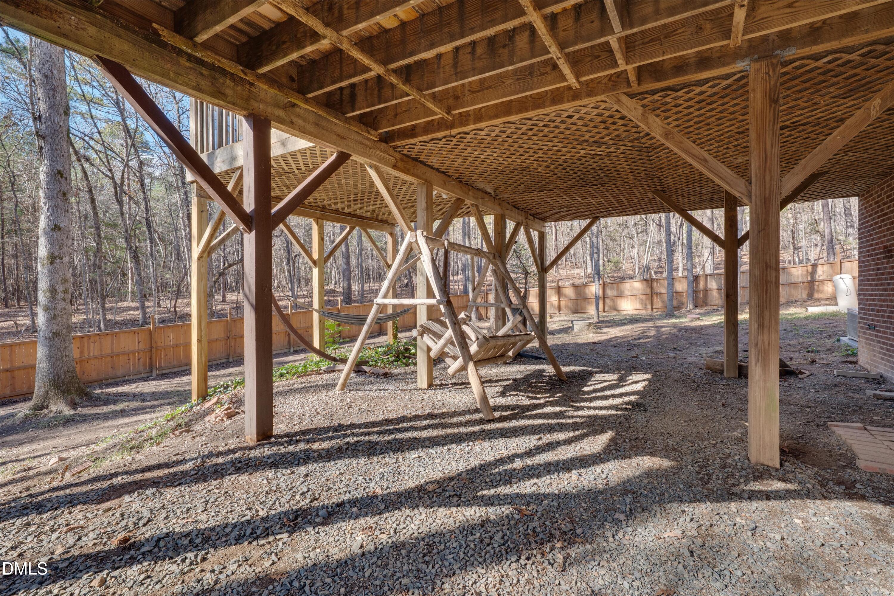 6501 Deerview Trail