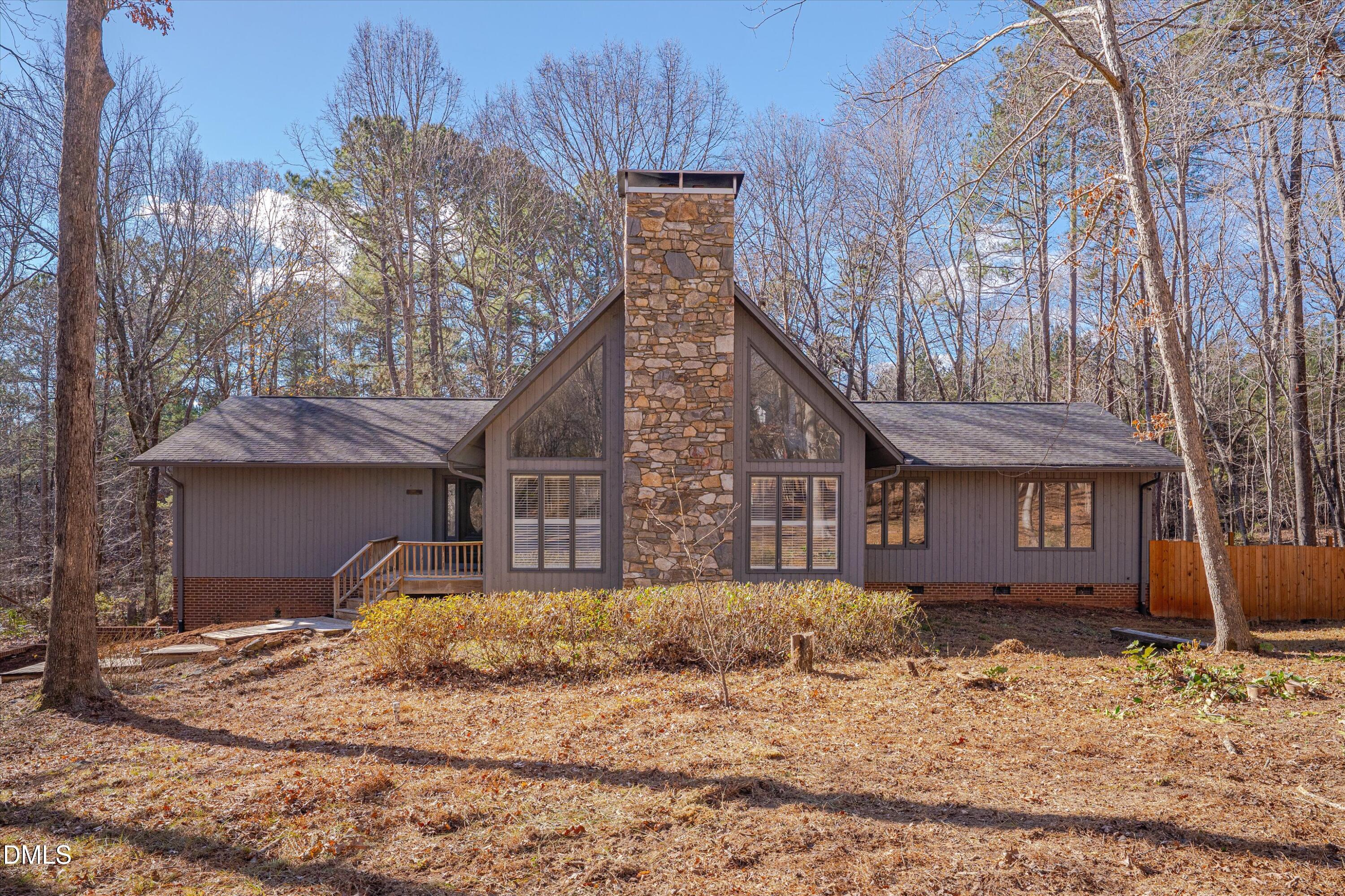6501 Deerview Trail