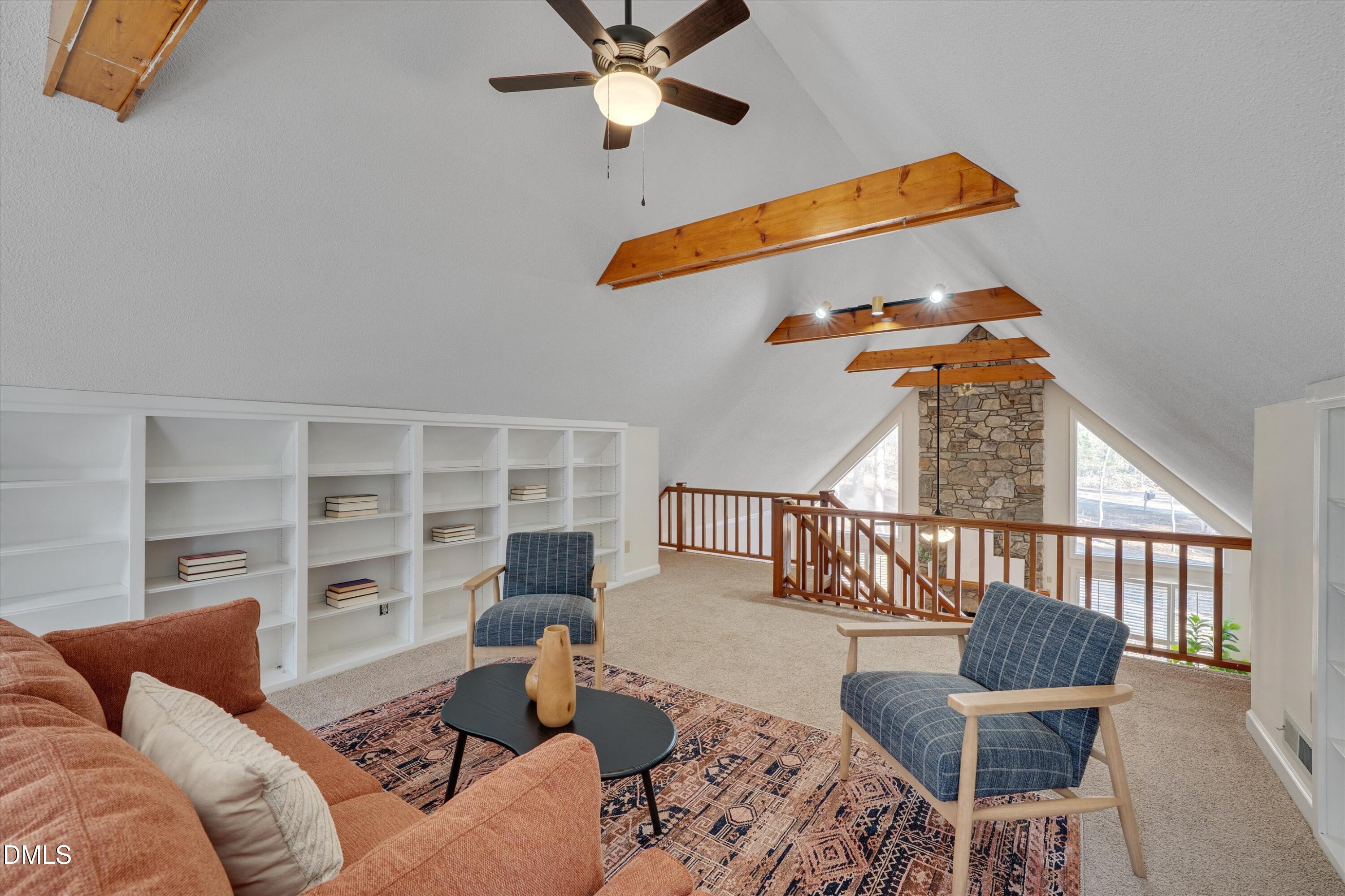 6501 Deerview Trail