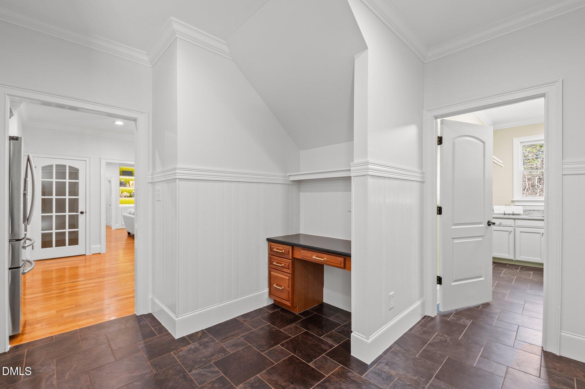 1009 High Trail Court