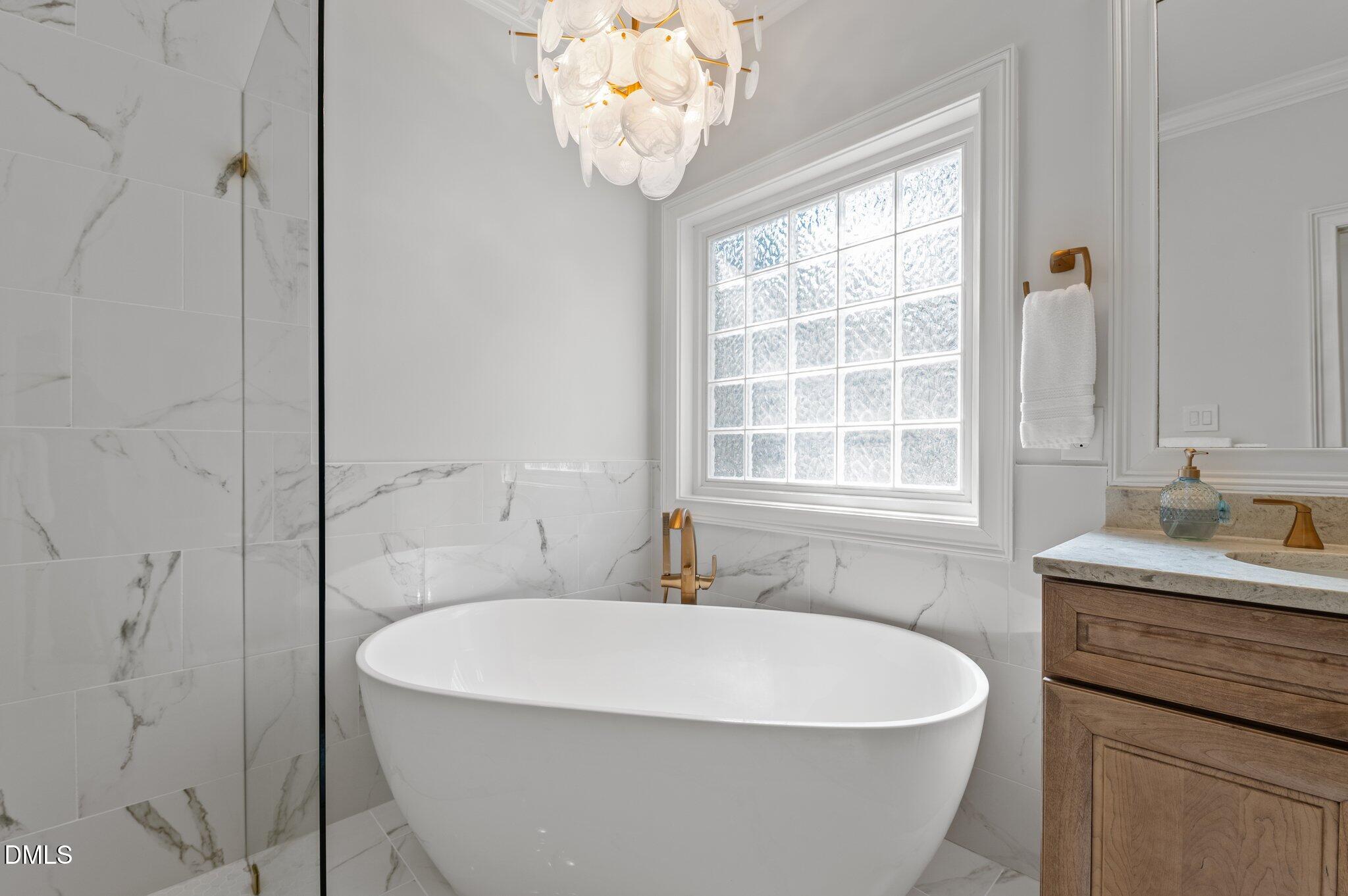 1009 High Trail Court